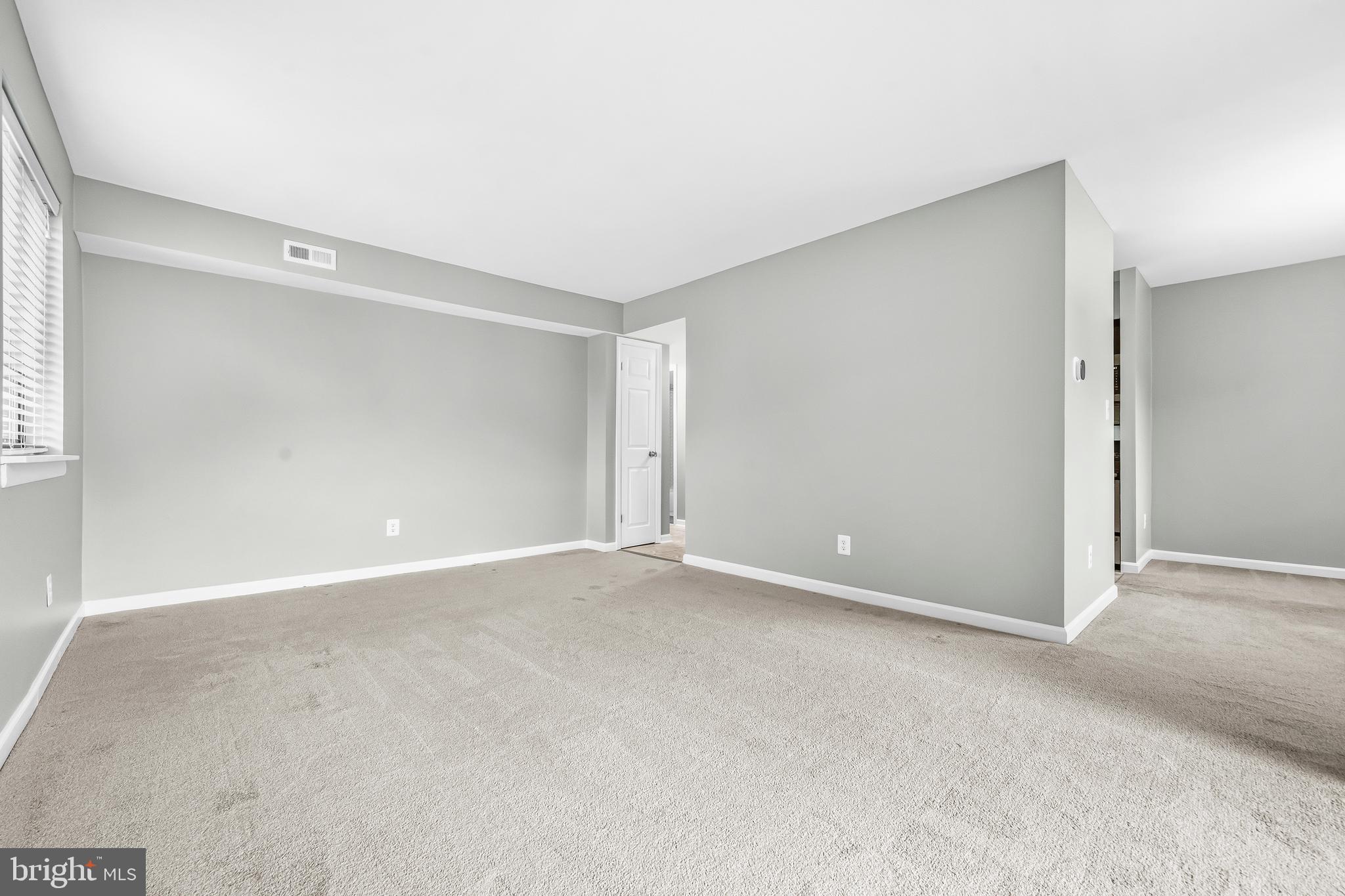 TREOVER CONDOMINIUM - Residential