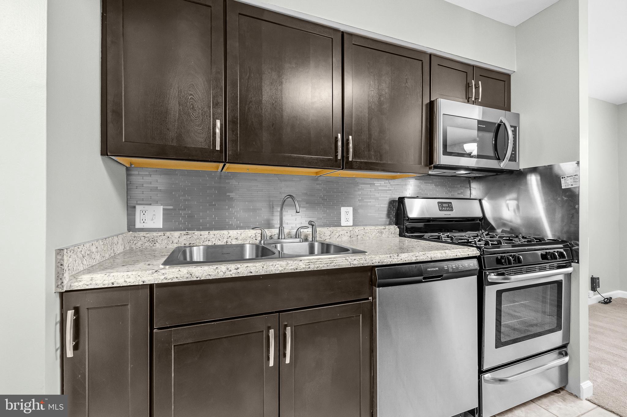 TREOVER CONDOMINIUM - Residential