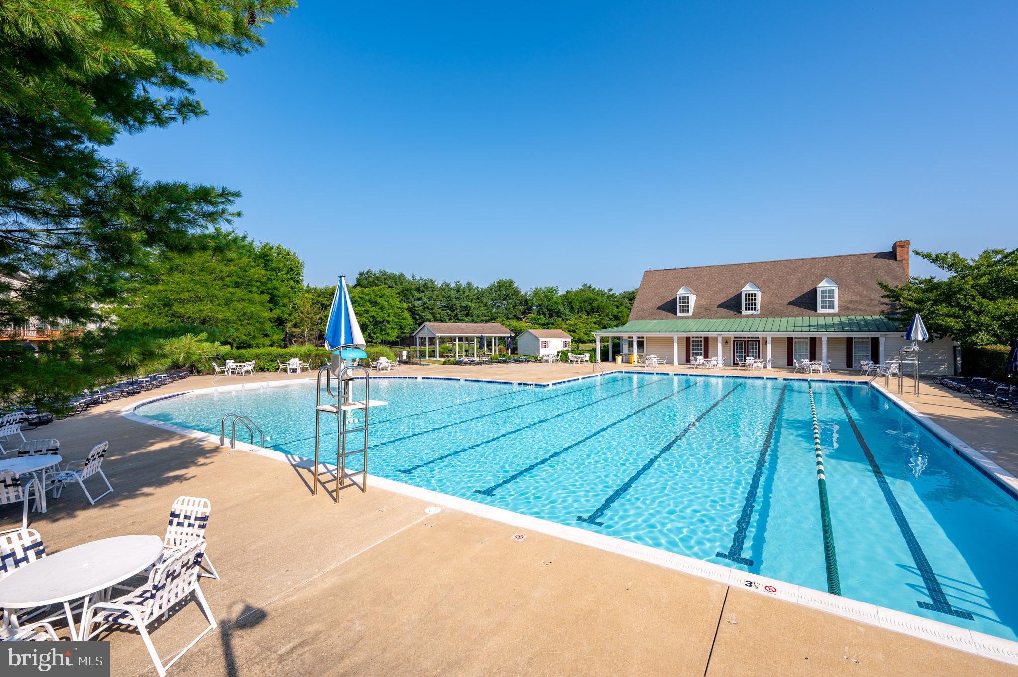 FARMINGTON VILLAGE - Residential