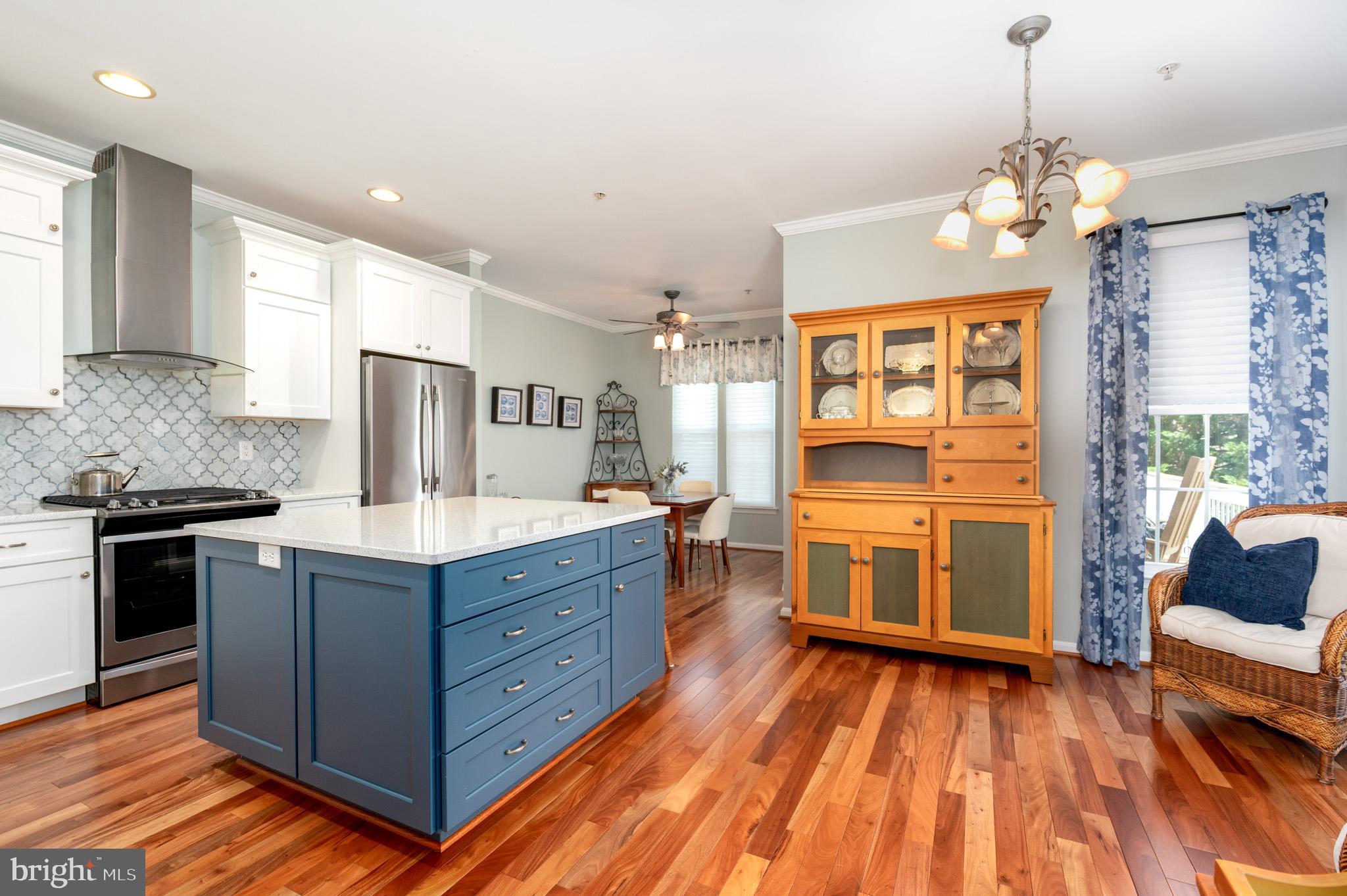FARMINGTON VILLAGE - Residential