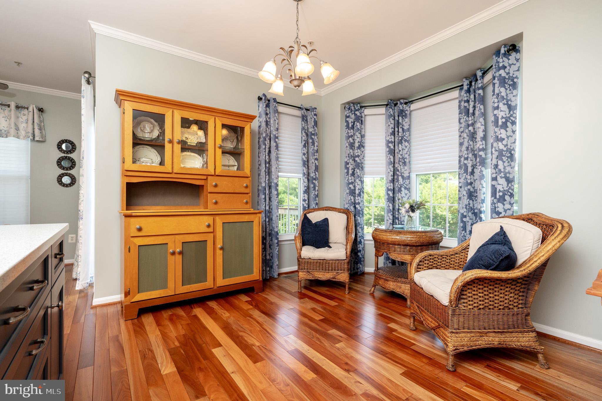 FARMINGTON VILLAGE - Residential