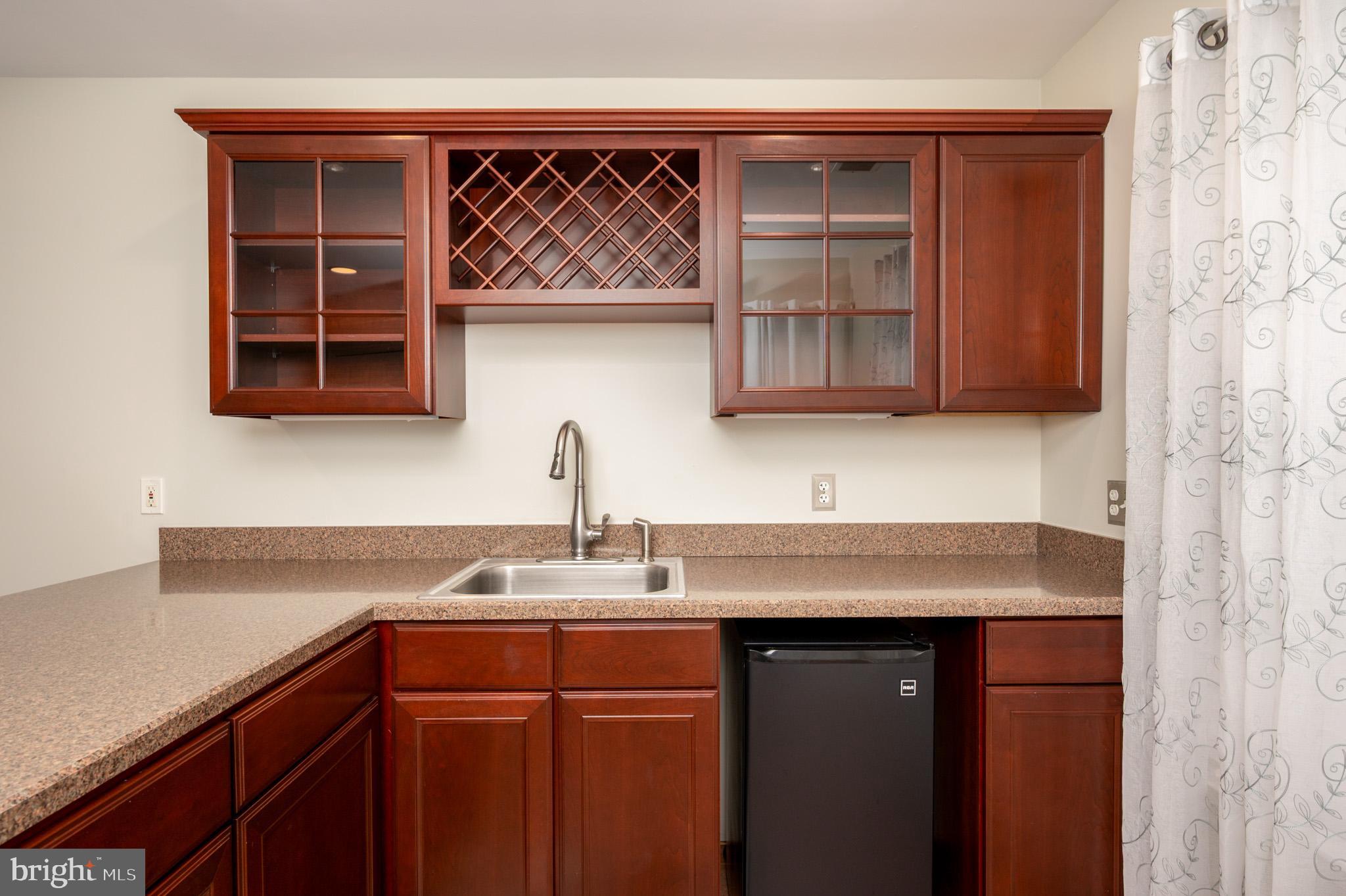 FARMINGTON VILLAGE - Residential