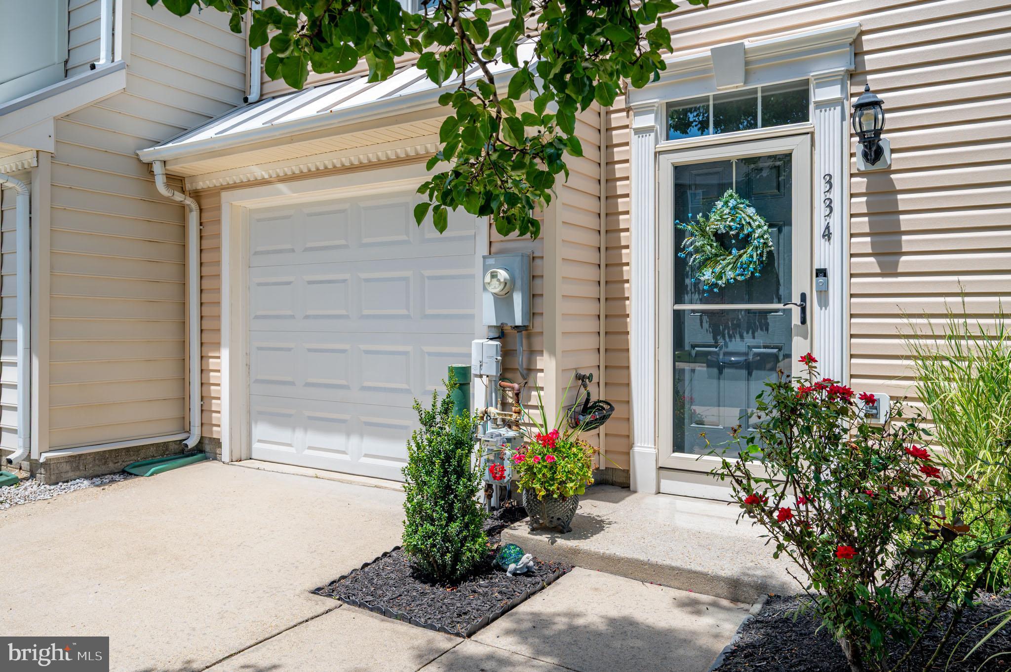 FARMINGTON VILLAGE - Residential