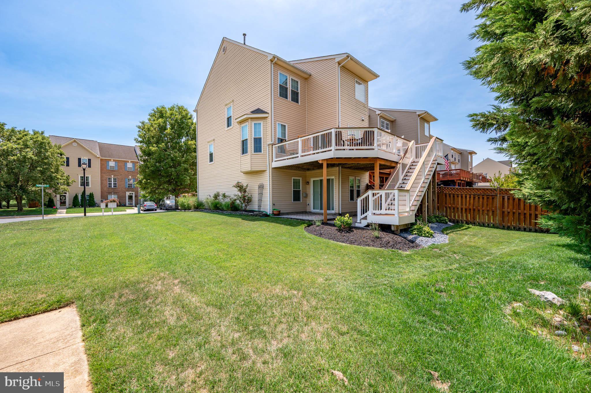 FARMINGTON VILLAGE - Residential