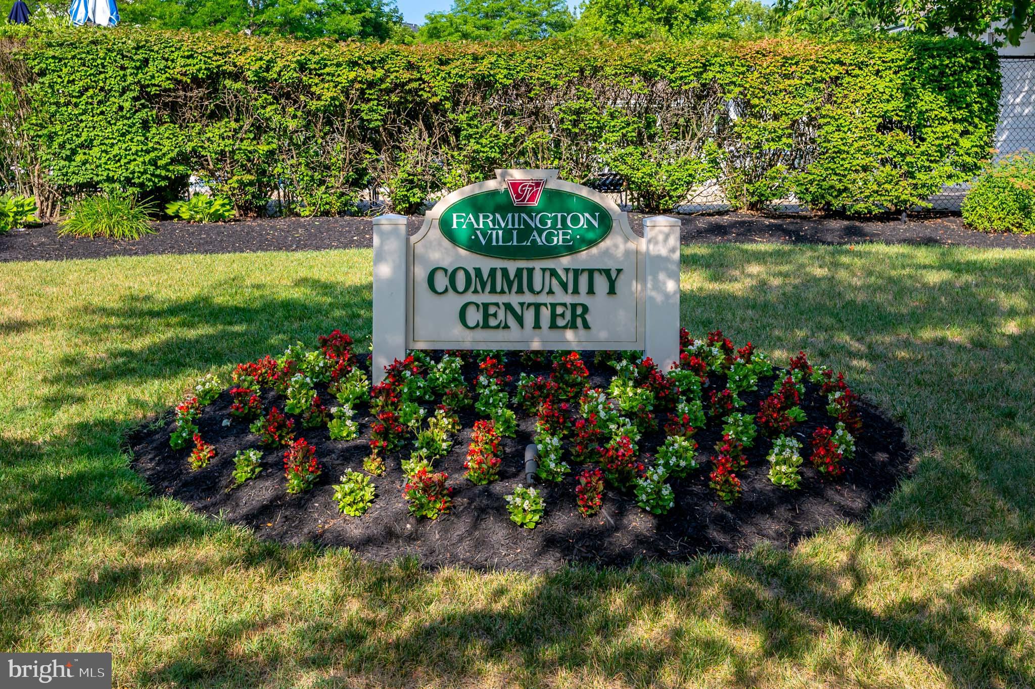 FARMINGTON VILLAGE - Residential