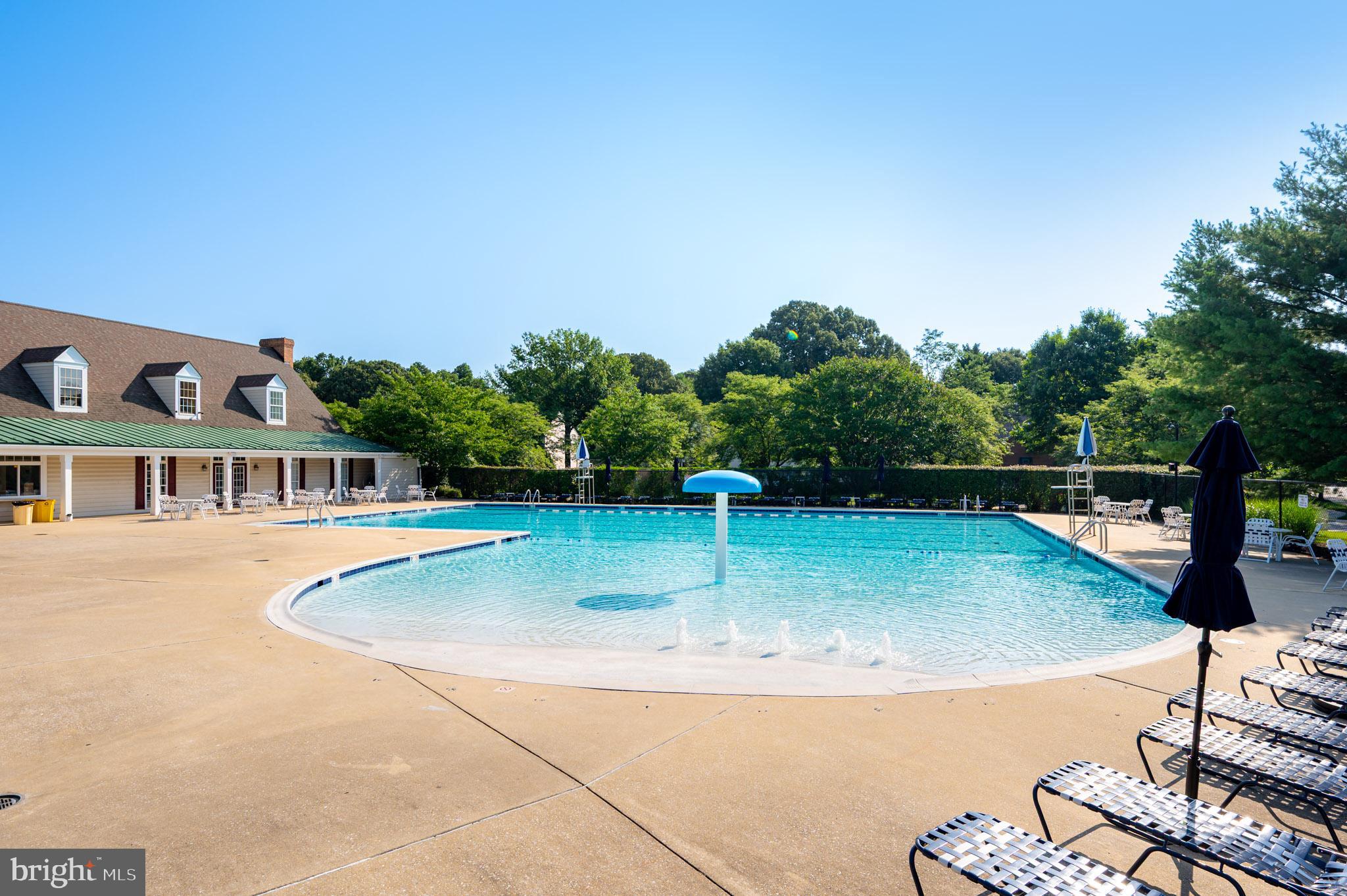 FARMINGTON VILLAGE - Residential