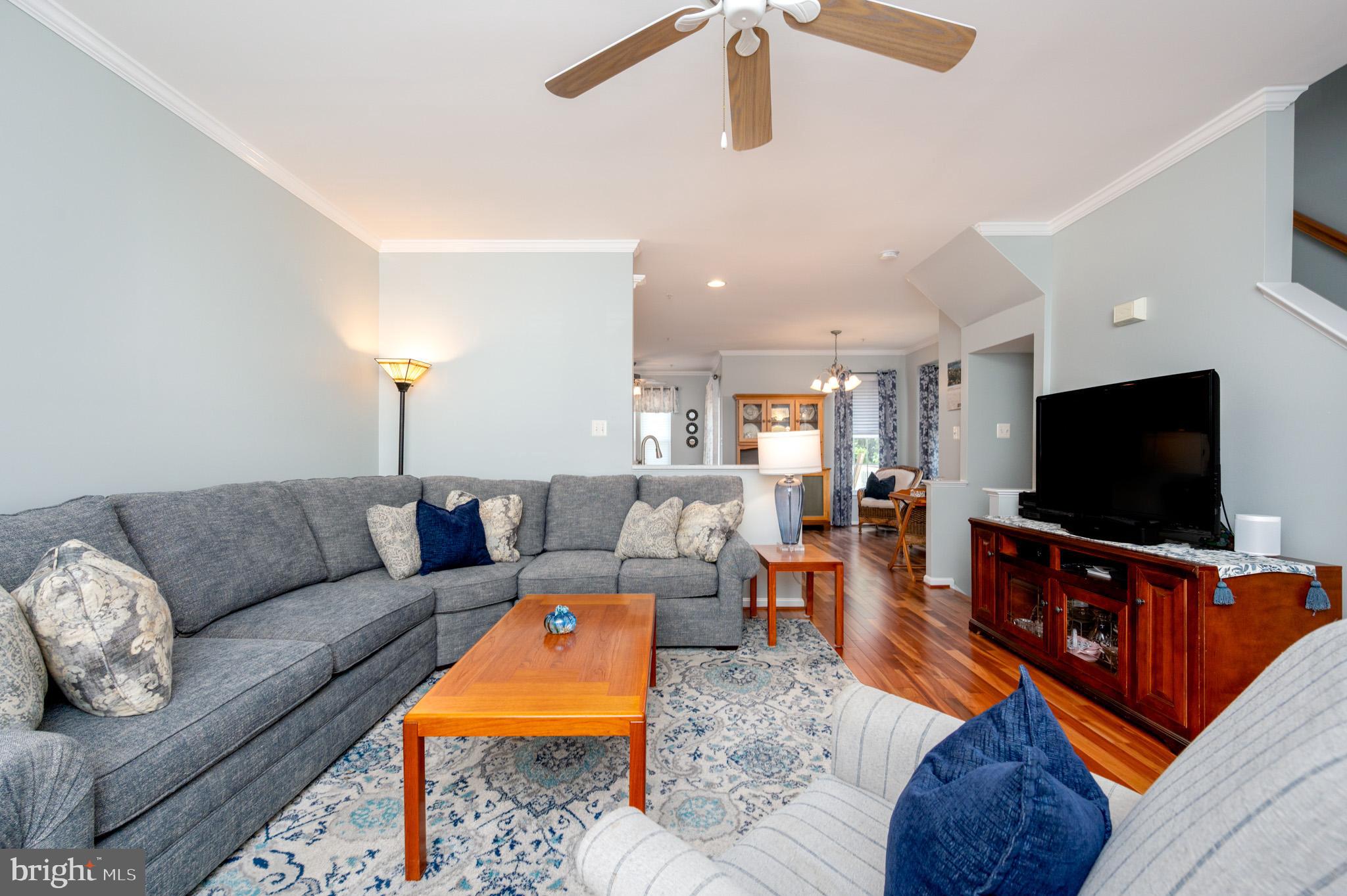 FARMINGTON VILLAGE - Residential