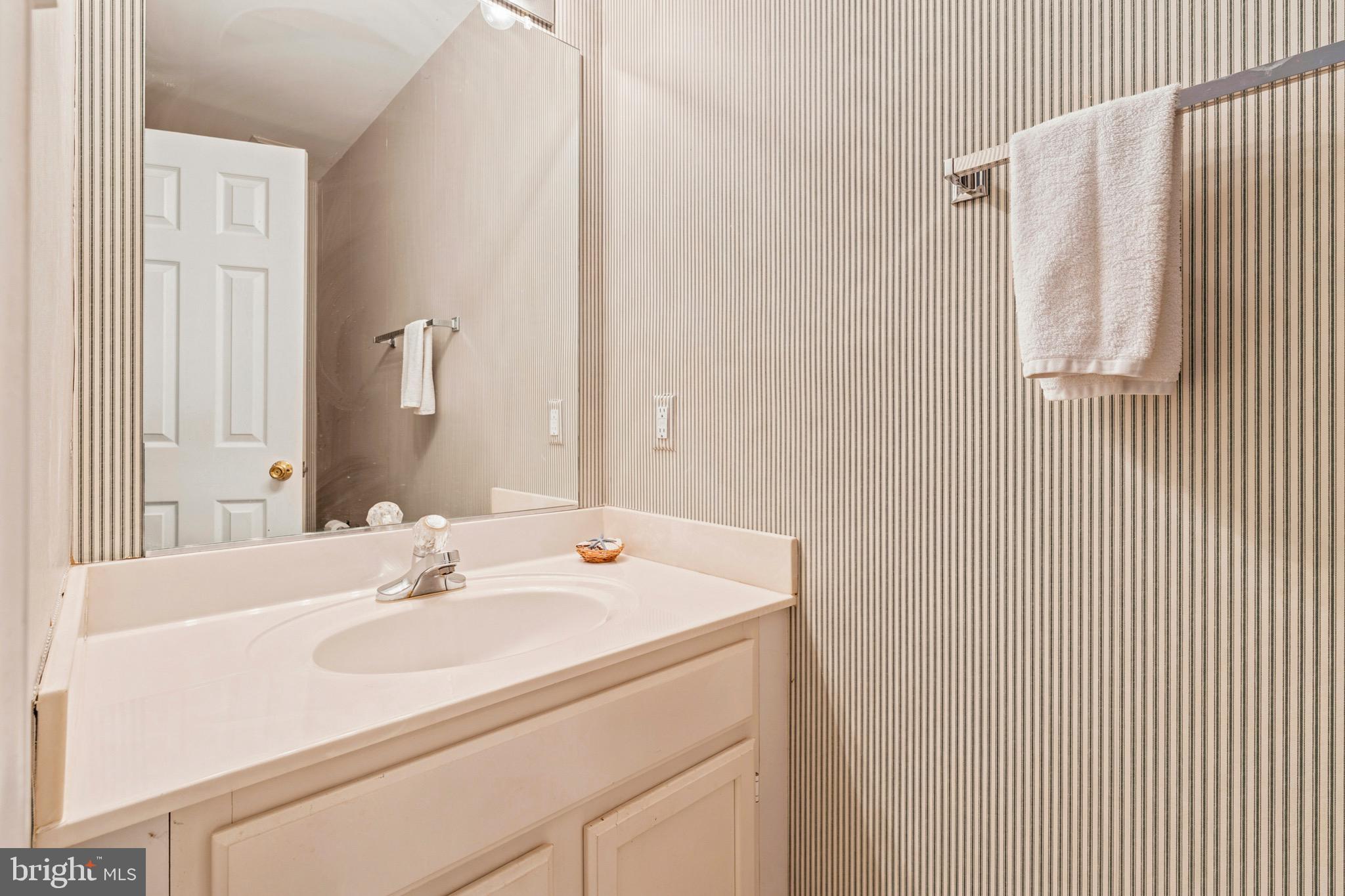 RIDGECREST - Residential