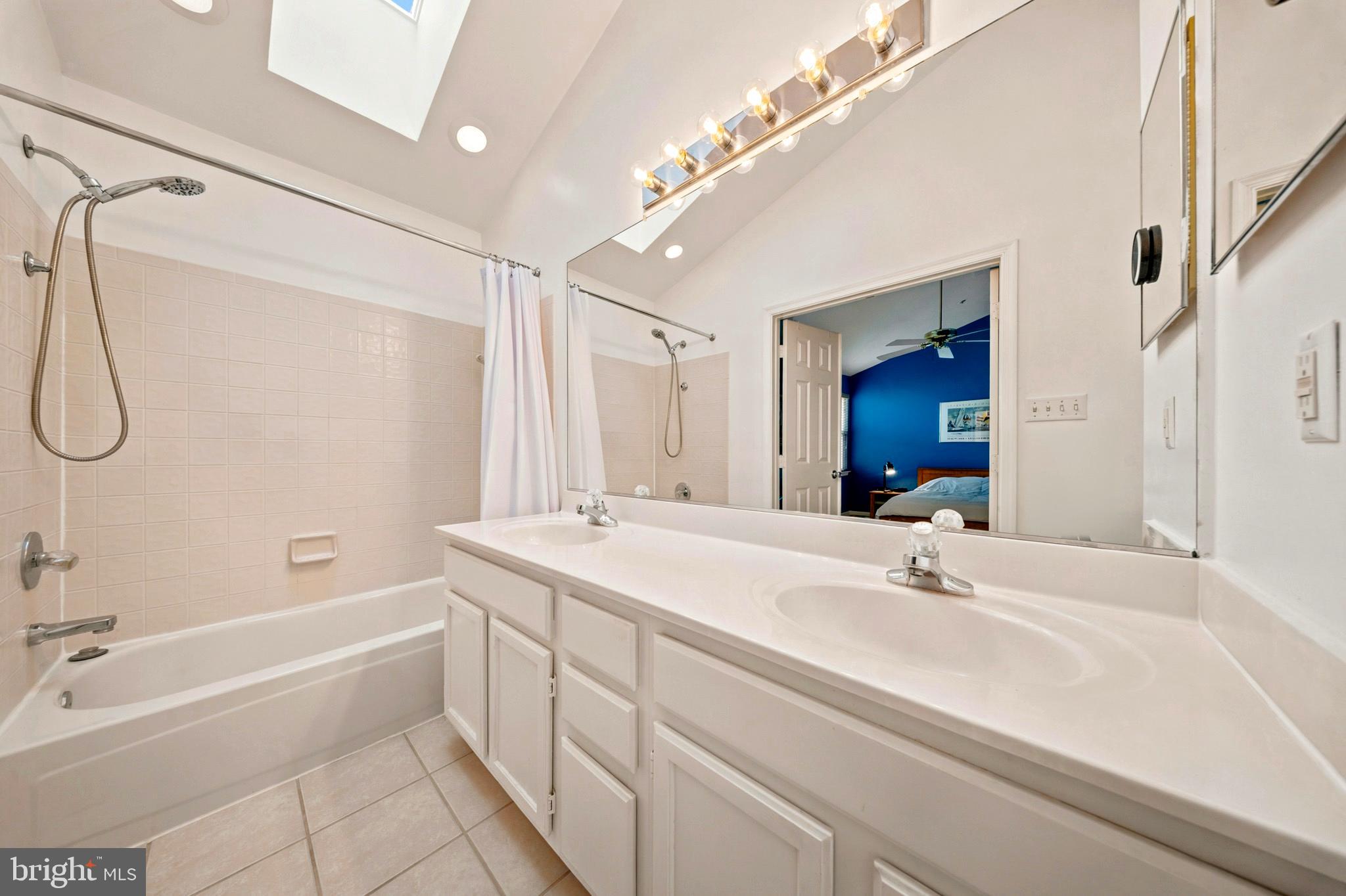 RIDGECREST - Residential