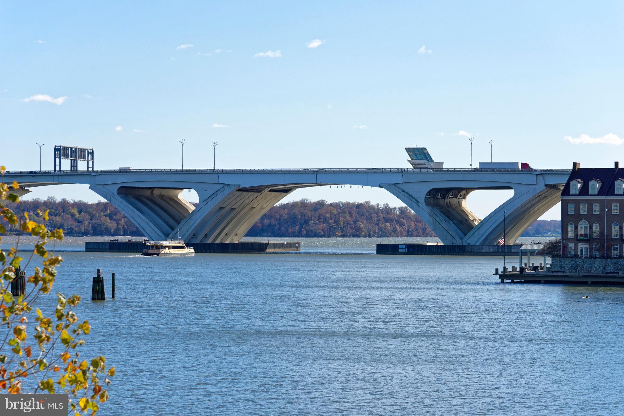 HARBORSIDE - Residential