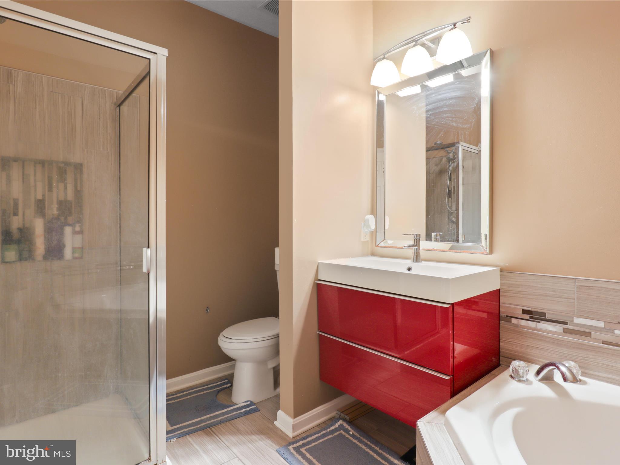 WESTBRIAR PLAZA - Residential Lease