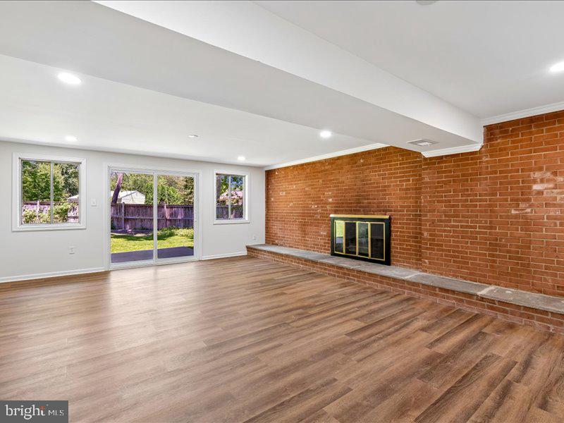 KEMP MILL FARMS - Residential
