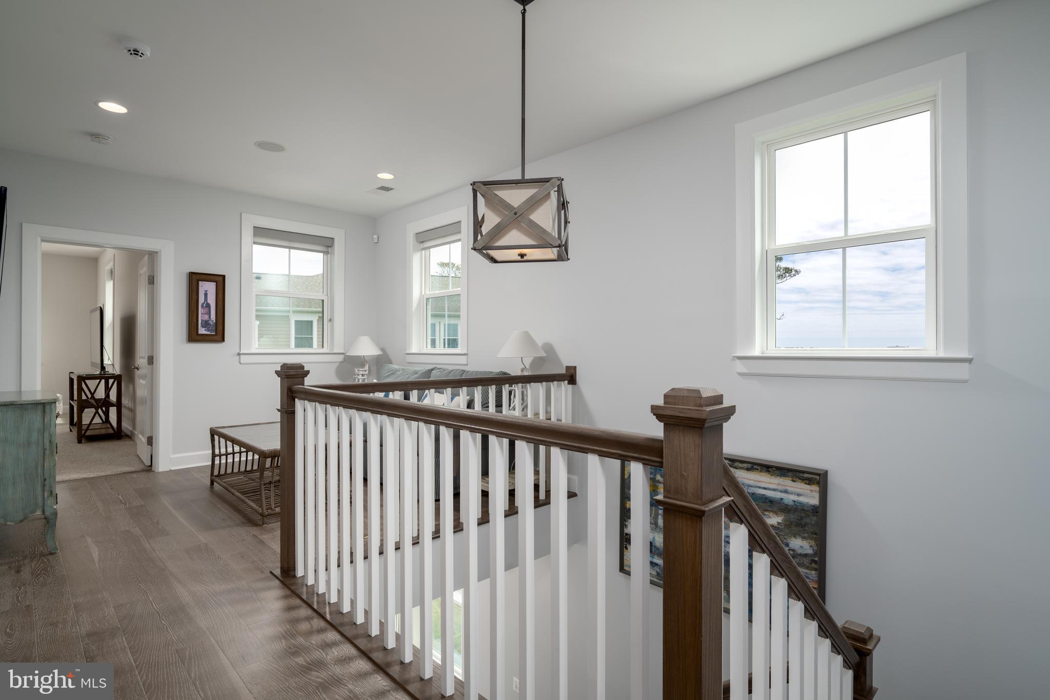 THE OVERLOOK - Residential