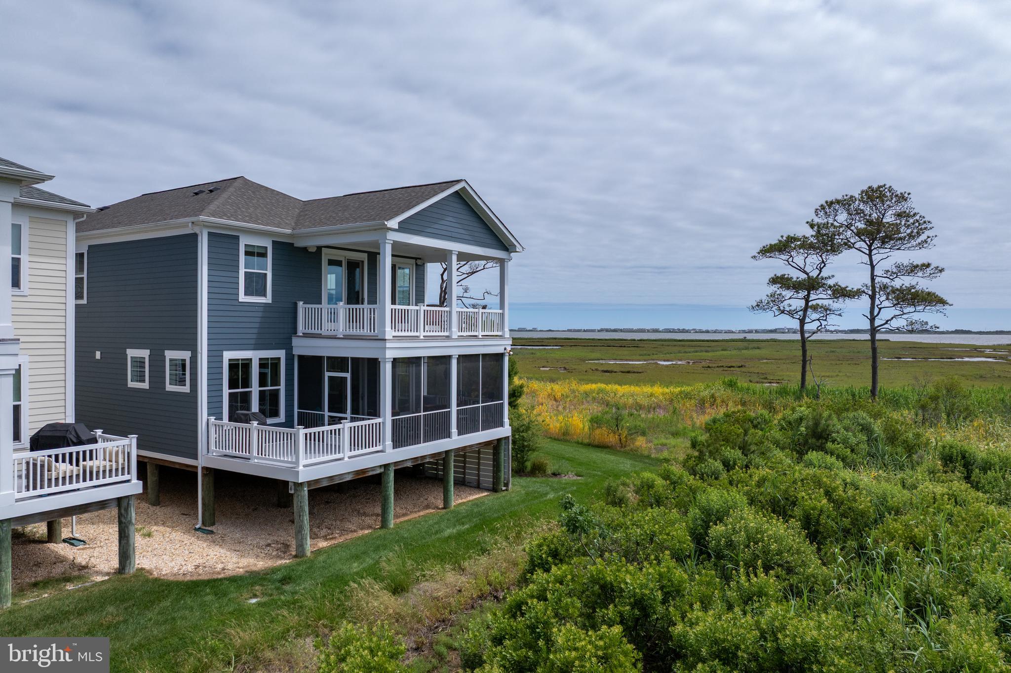 THE OVERLOOK - Residential
