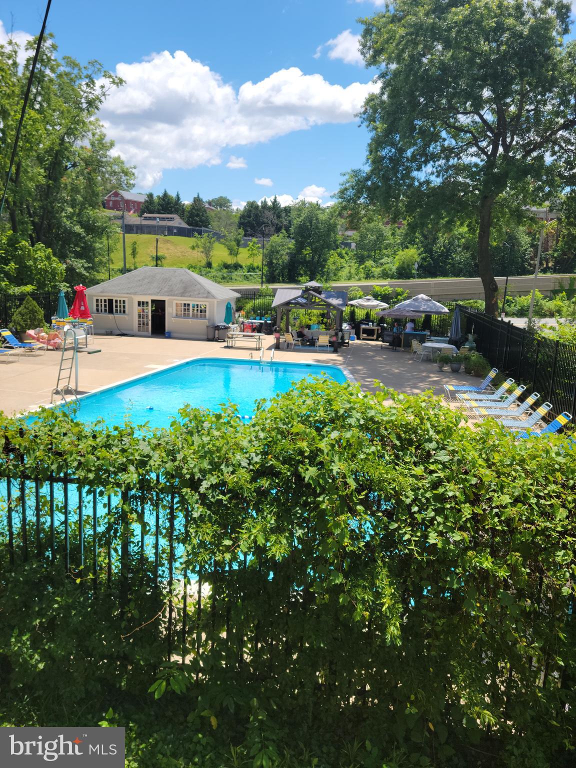 RADNOR - FORT MYER HEIGHTS - Residential