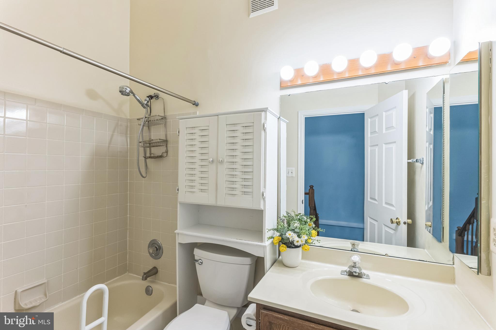 BALLENGER CREEK MEADOWS - Residential