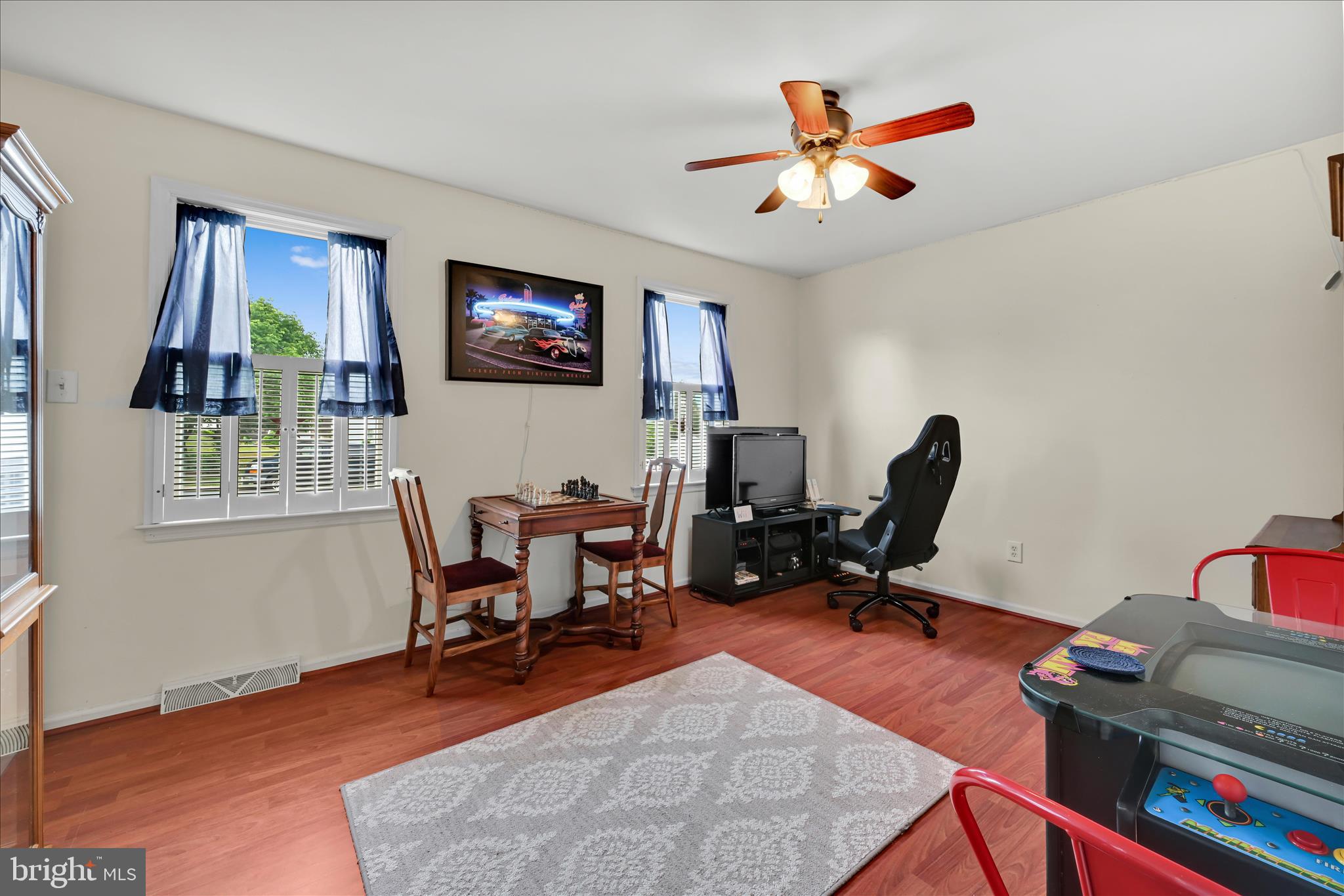 MIFFLIN HILLS - Residential