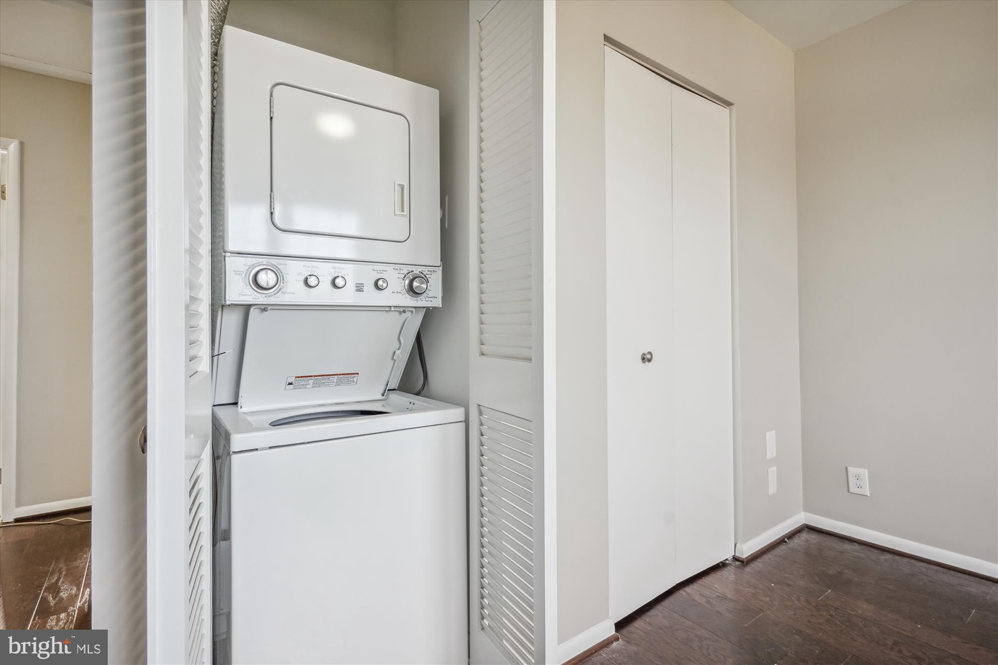 THE ARLINGTON - Residential
