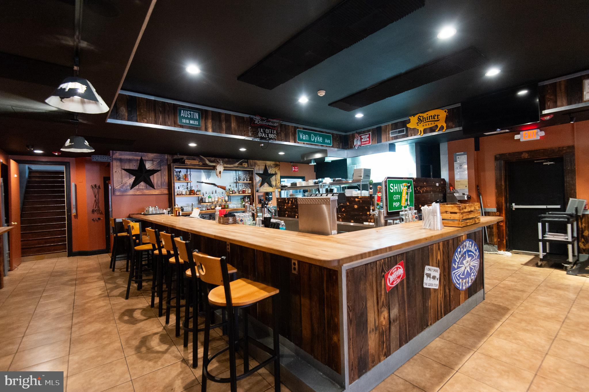 RACE STREET - Commercial Sale