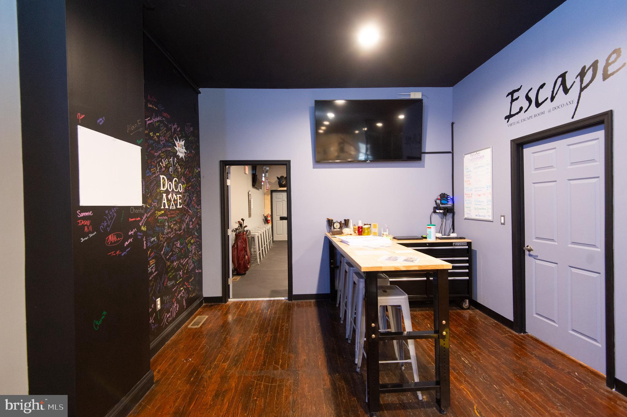 RACE STREET - Commercial Sale
