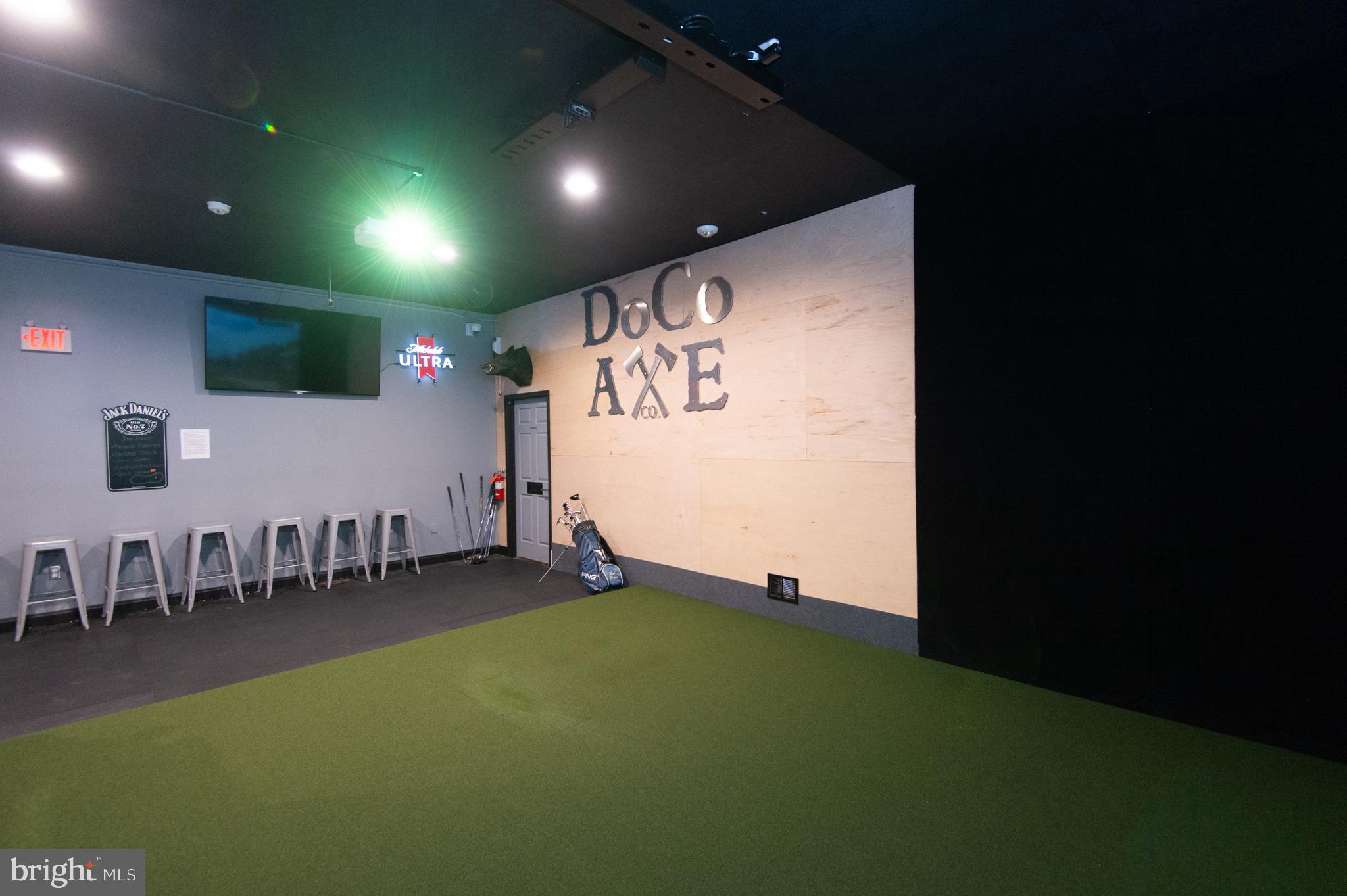 RACE STREET - Commercial Sale
