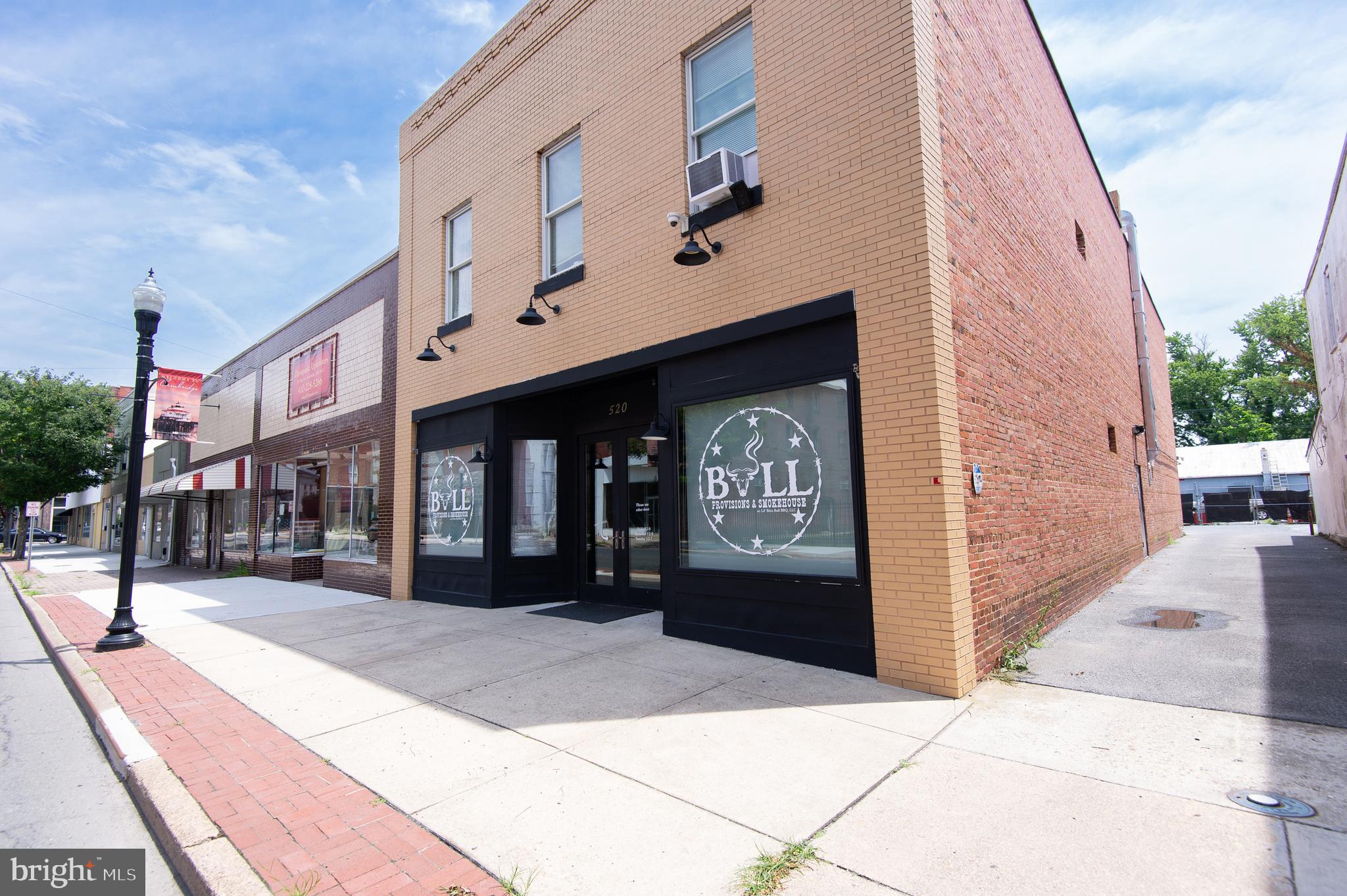 RACE STREET - Commercial Sale