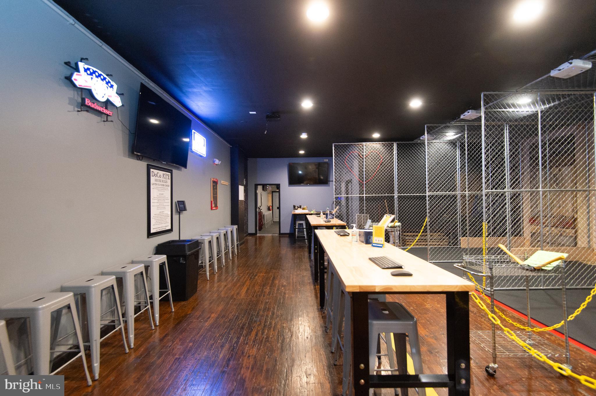 RACE STREET - Commercial Sale