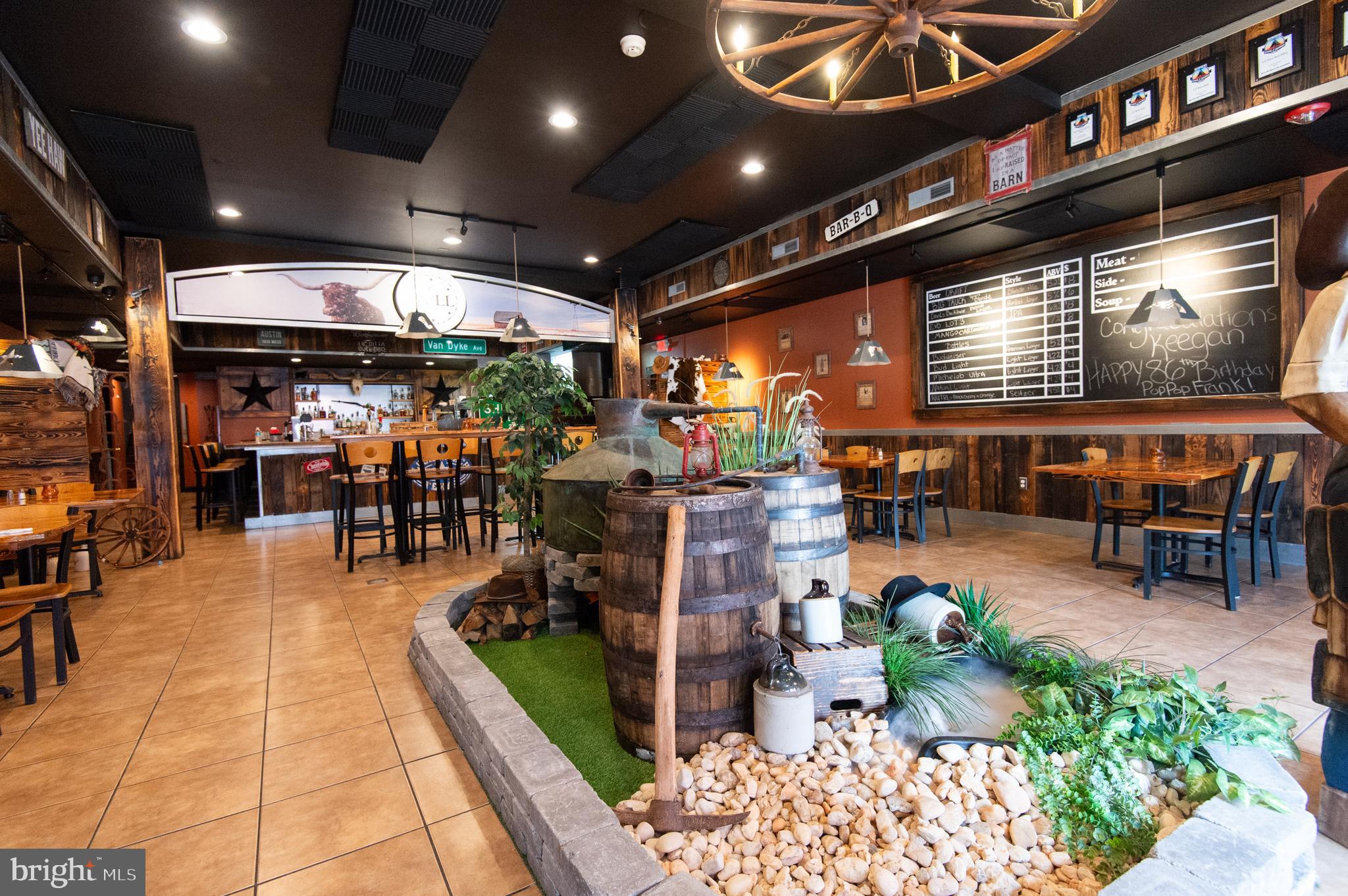 RACE STREET - Commercial Sale