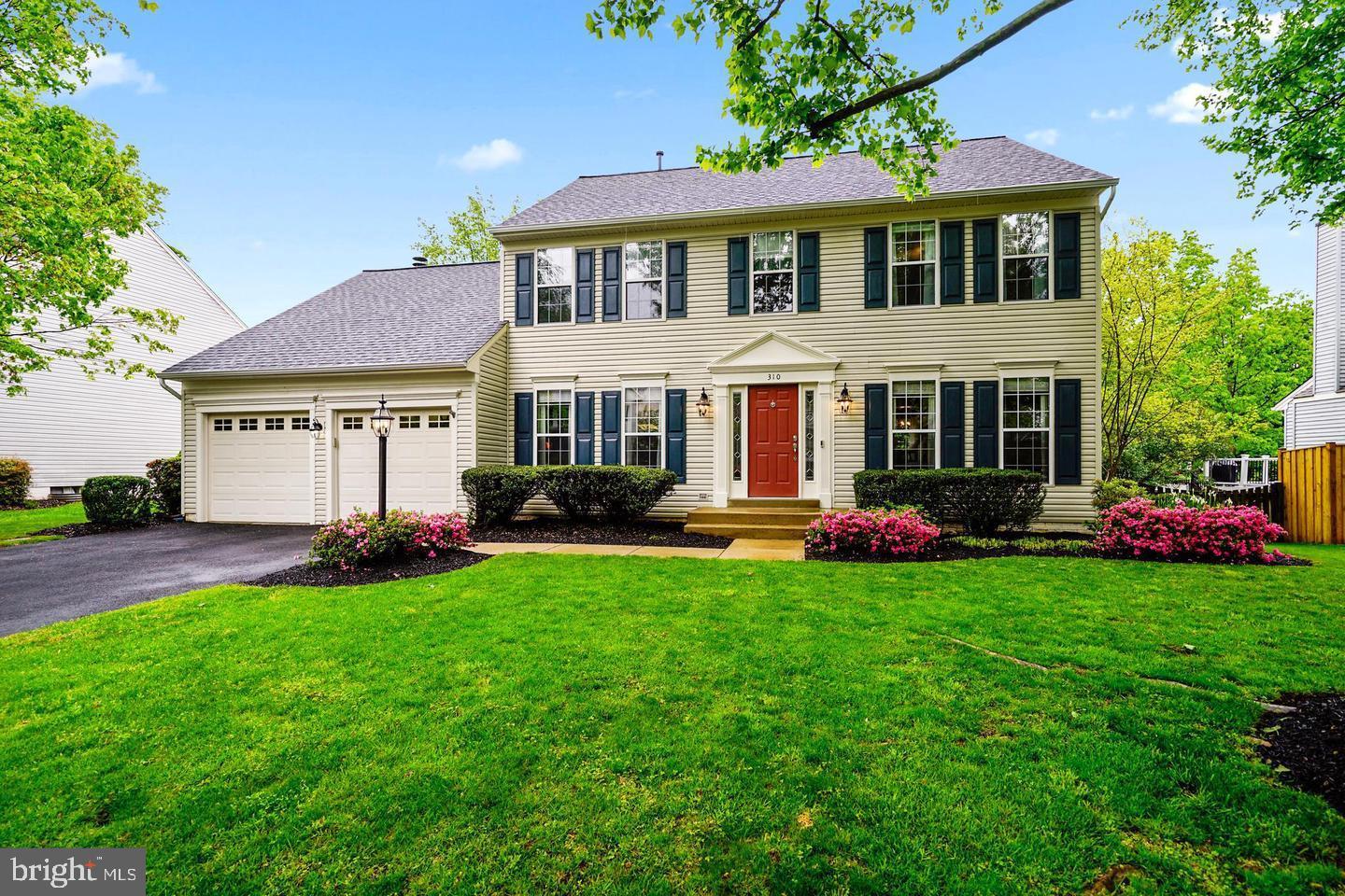 ASHTON DOWNS - Residential