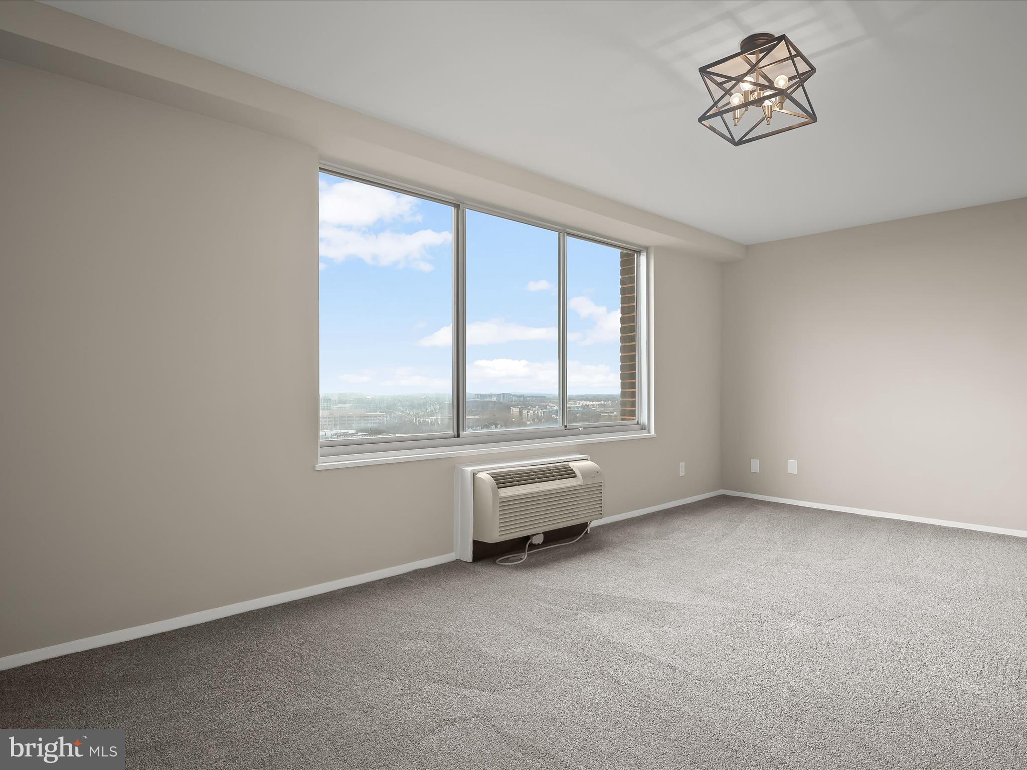 WASHINGTON TOWER - Residential