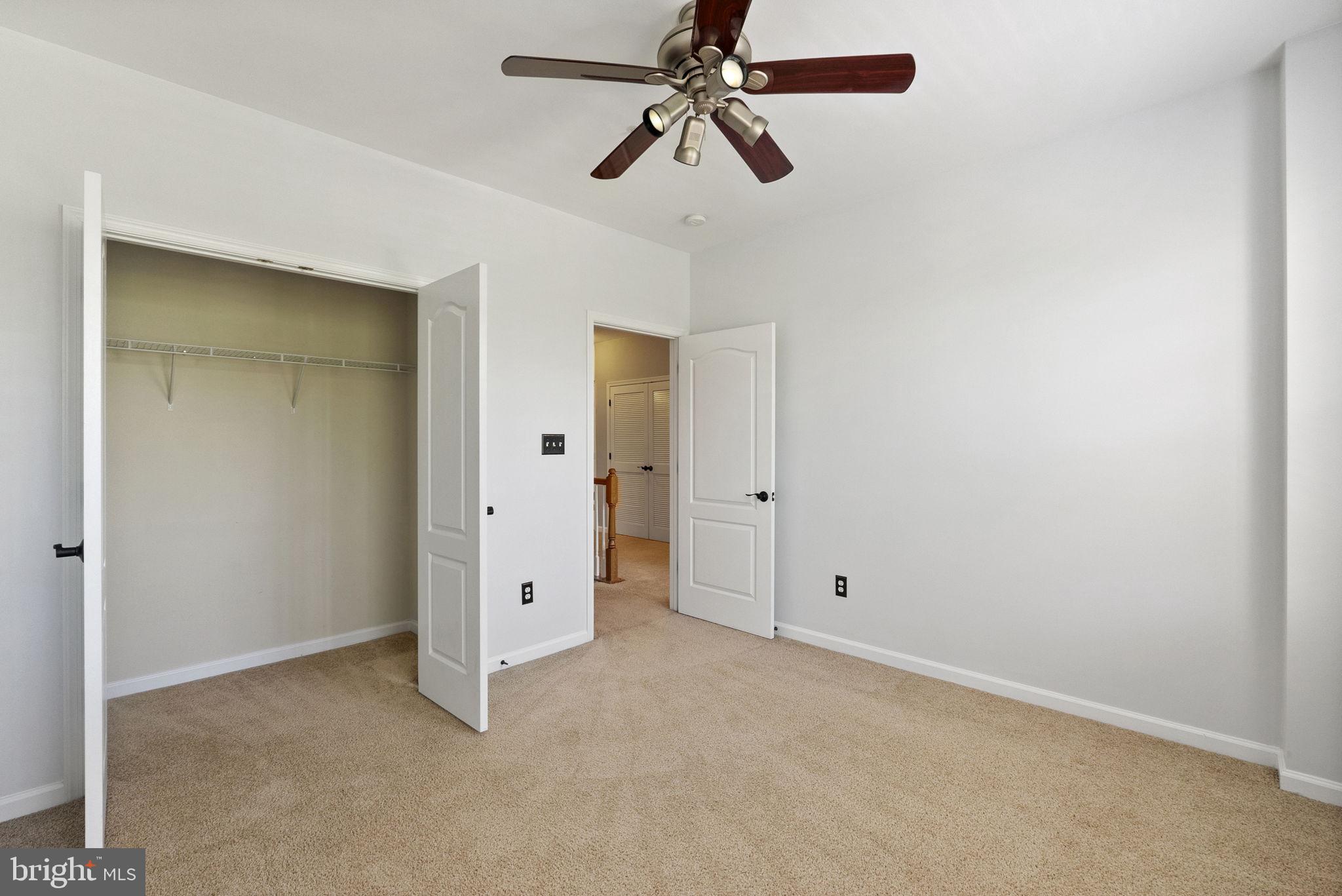 TOWNES CONDOMINIUMS - Residential