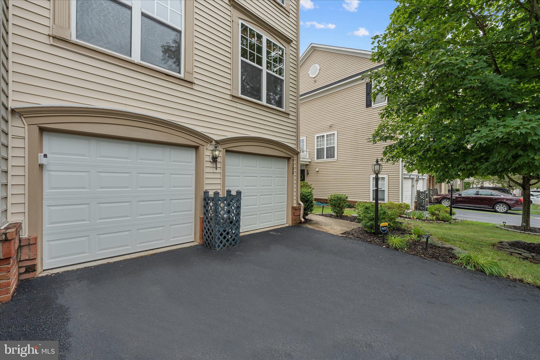 PEMBROOKE/VICTORY LAKES - Residential