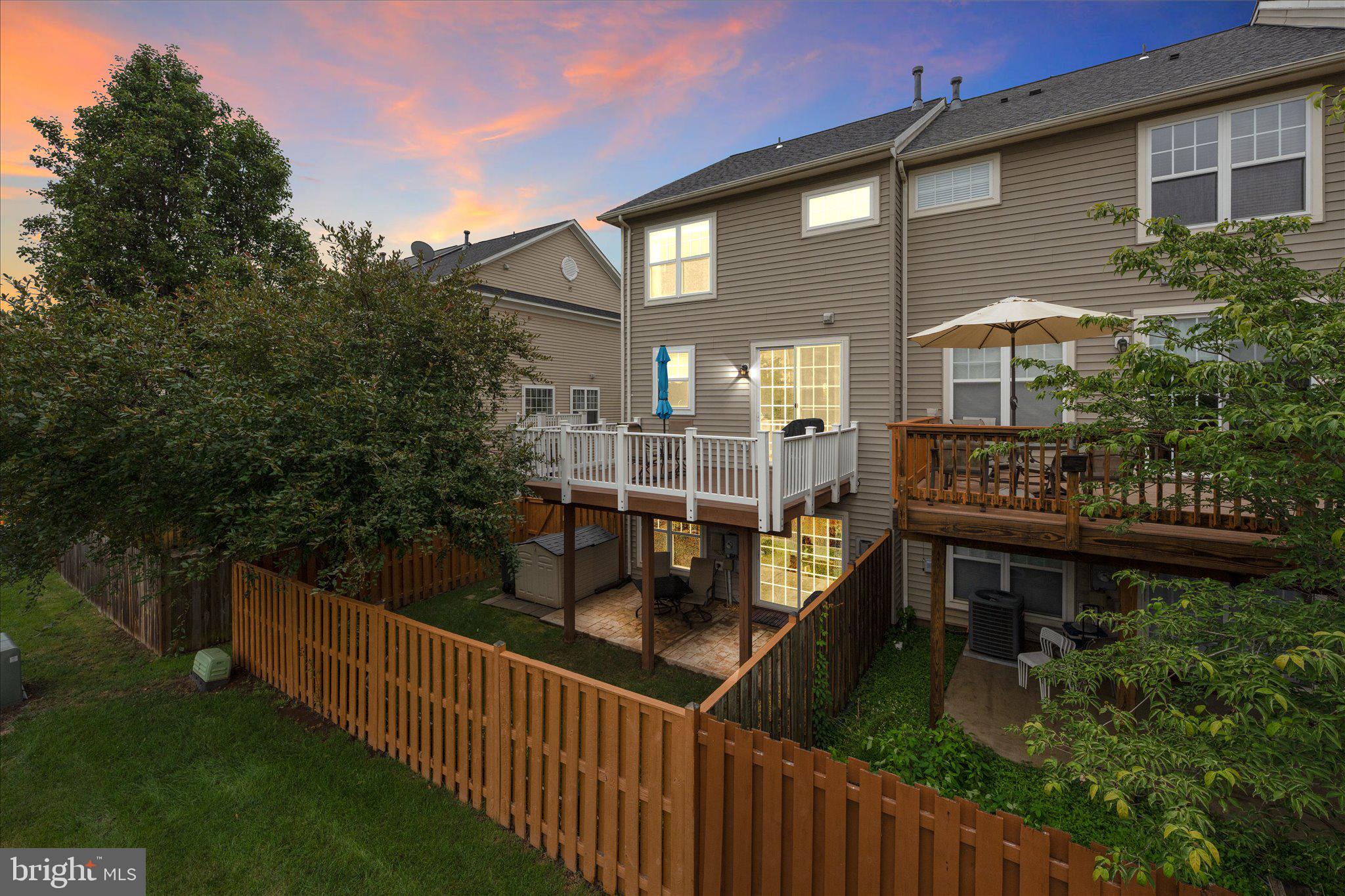 PEMBROOKE/VICTORY LAKES - Residential