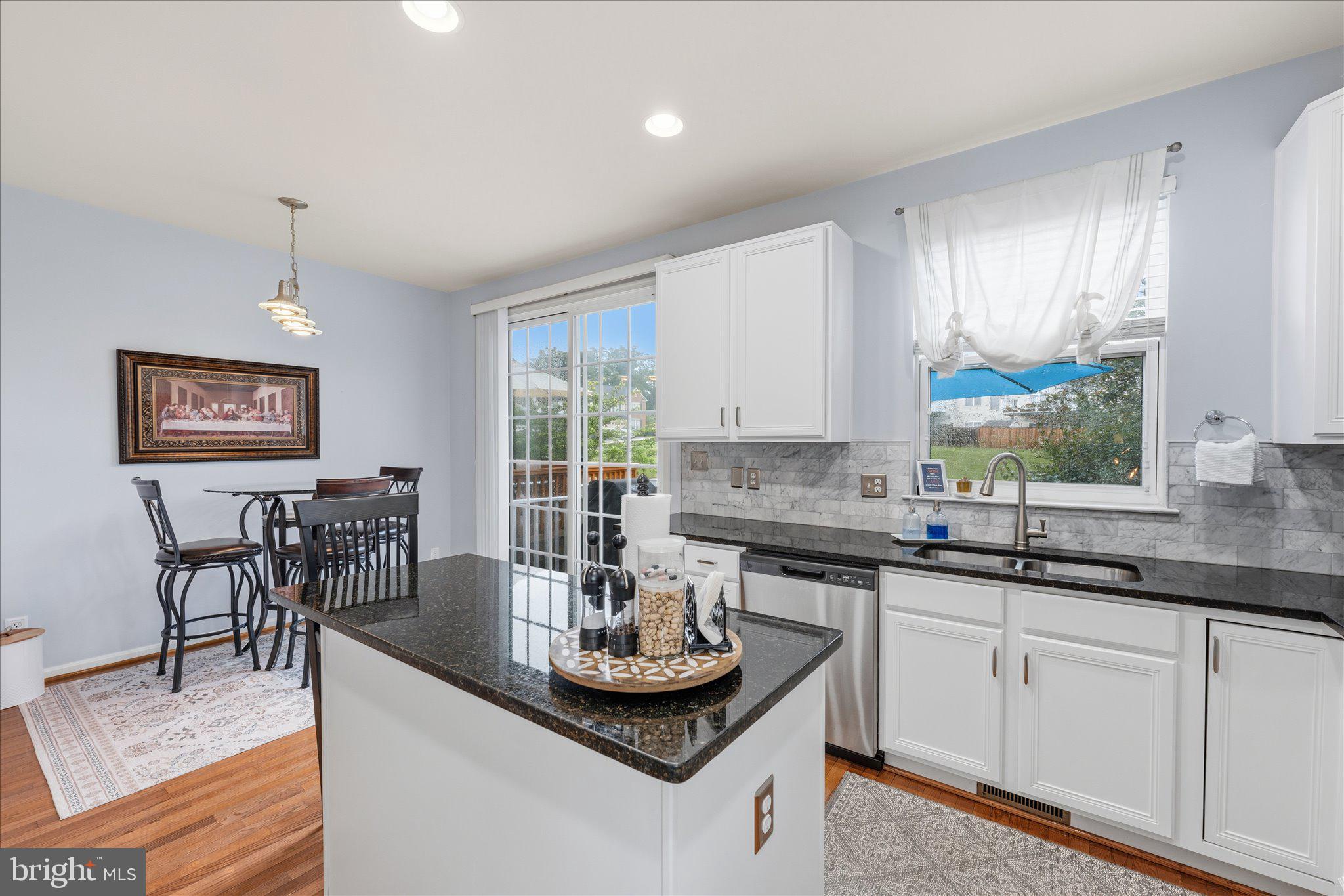 PEMBROOKE/VICTORY LAKES - Residential