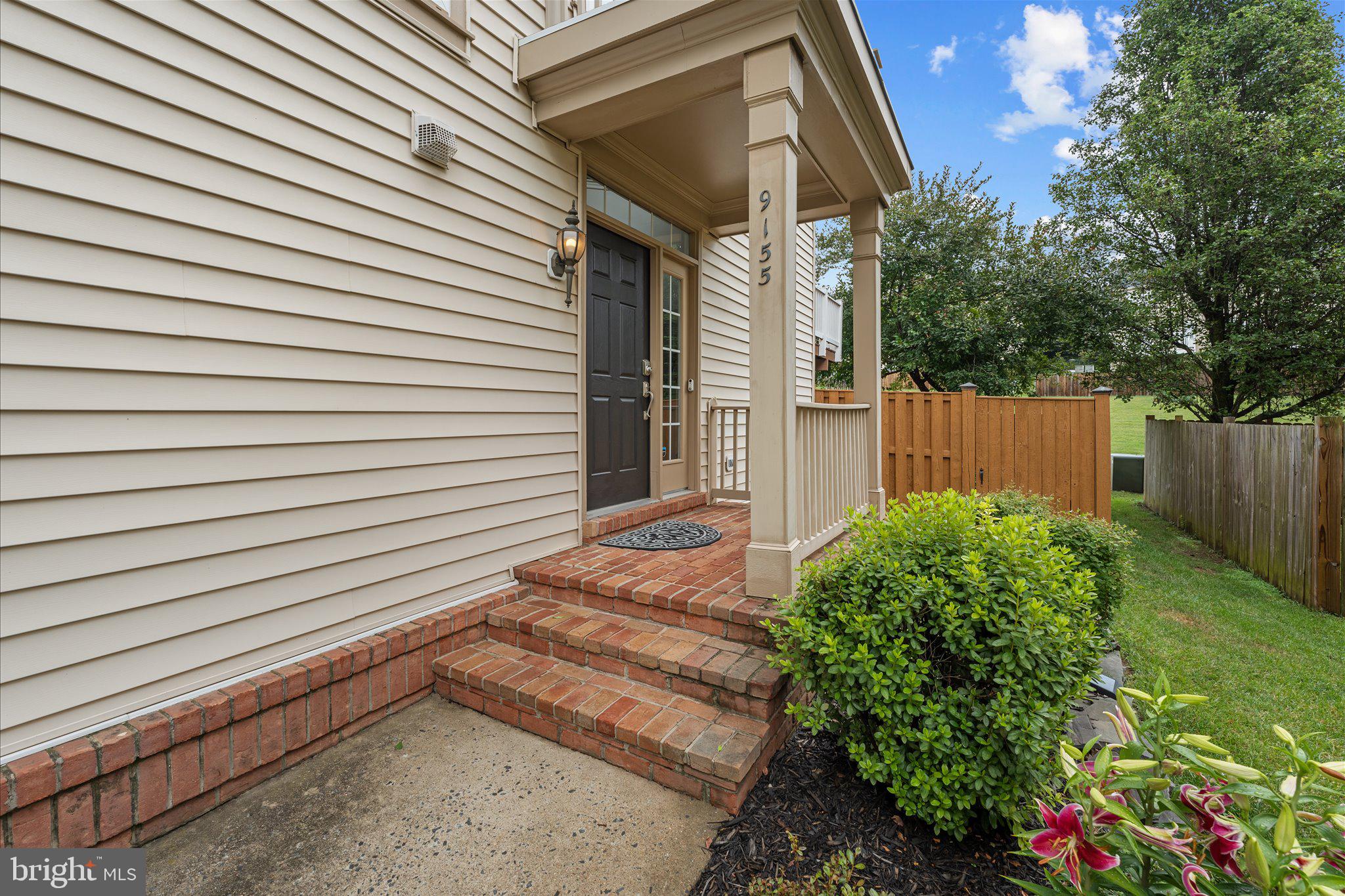 PEMBROOKE/VICTORY LAKES - Residential