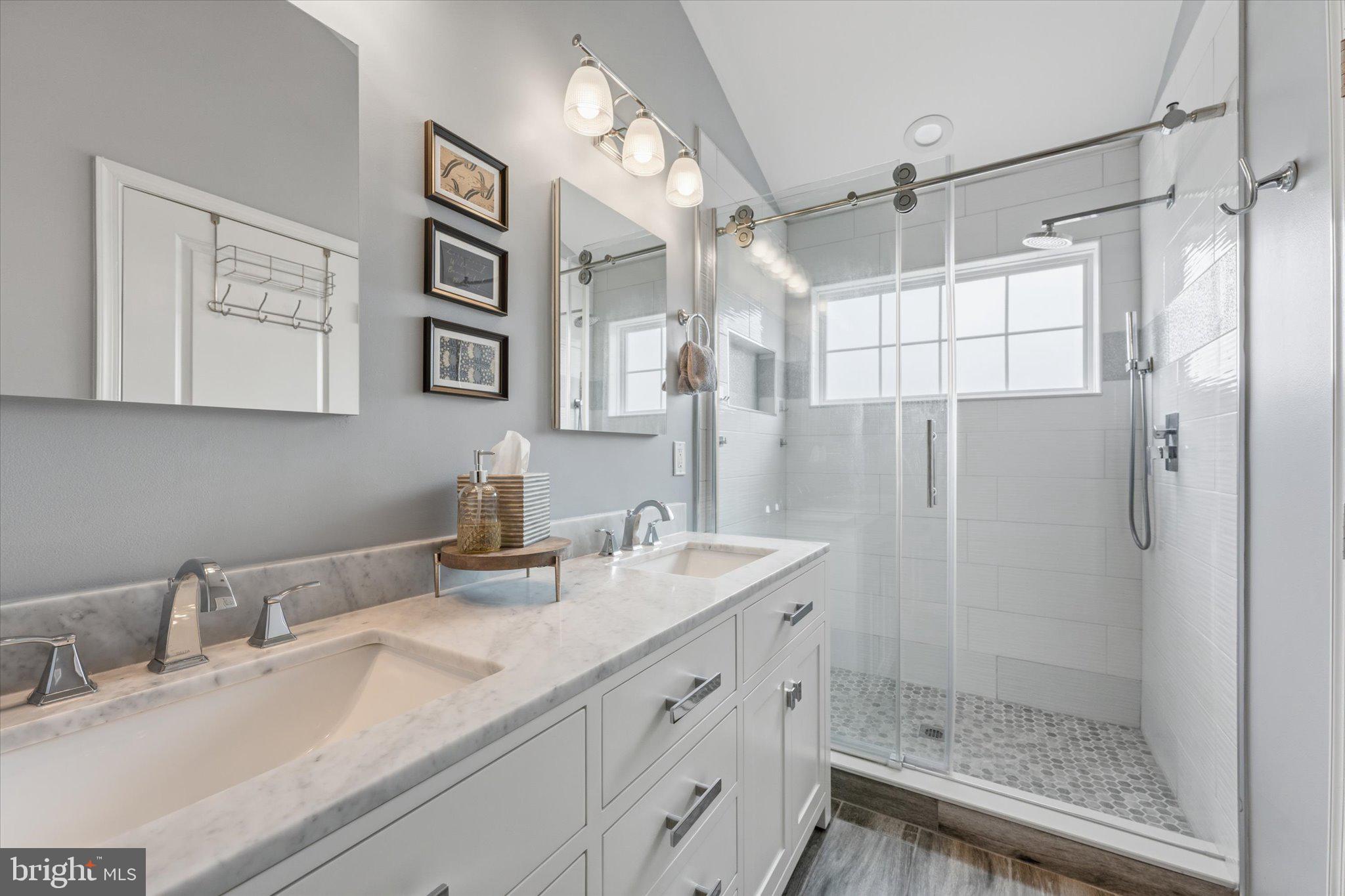 PEMBROOKE/VICTORY LAKES - Residential