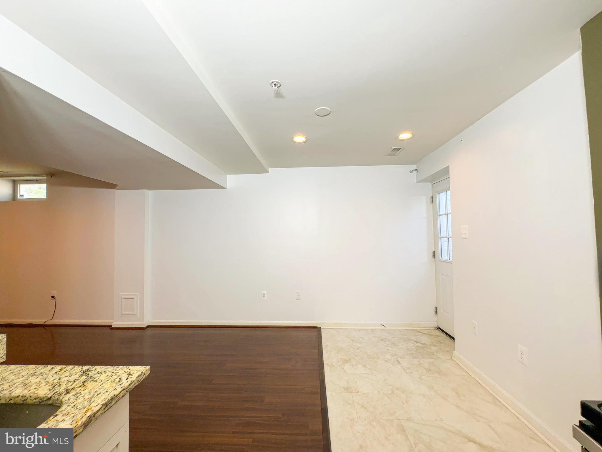 LONGWOOD - Residential