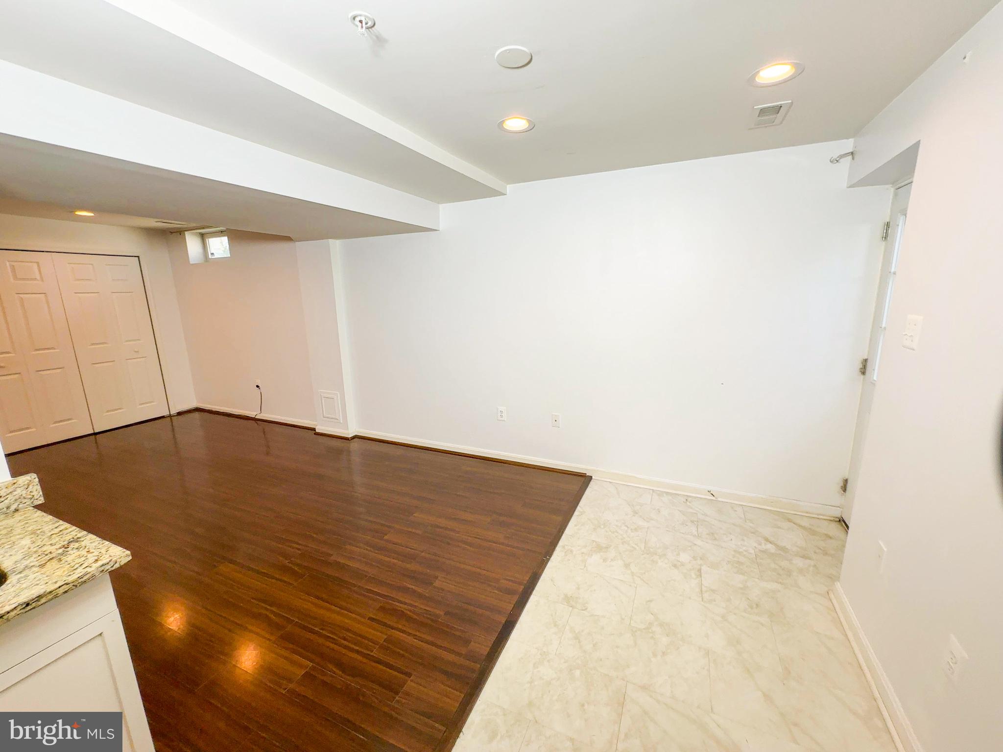 LONGWOOD - Residential