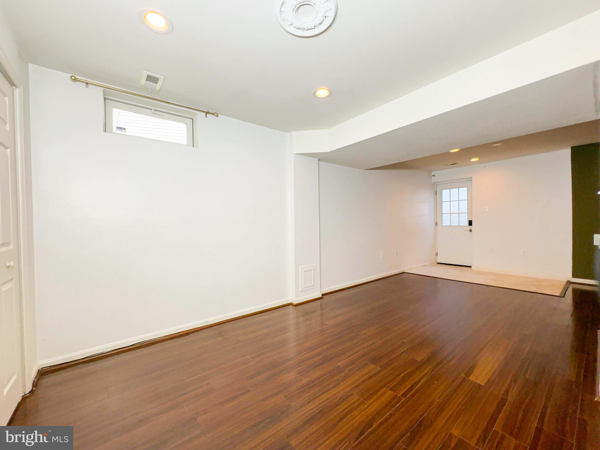 LONGWOOD - Residential