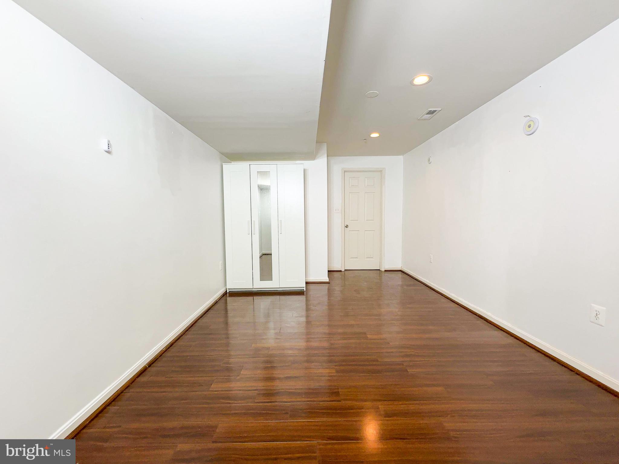 LONGWOOD - Residential