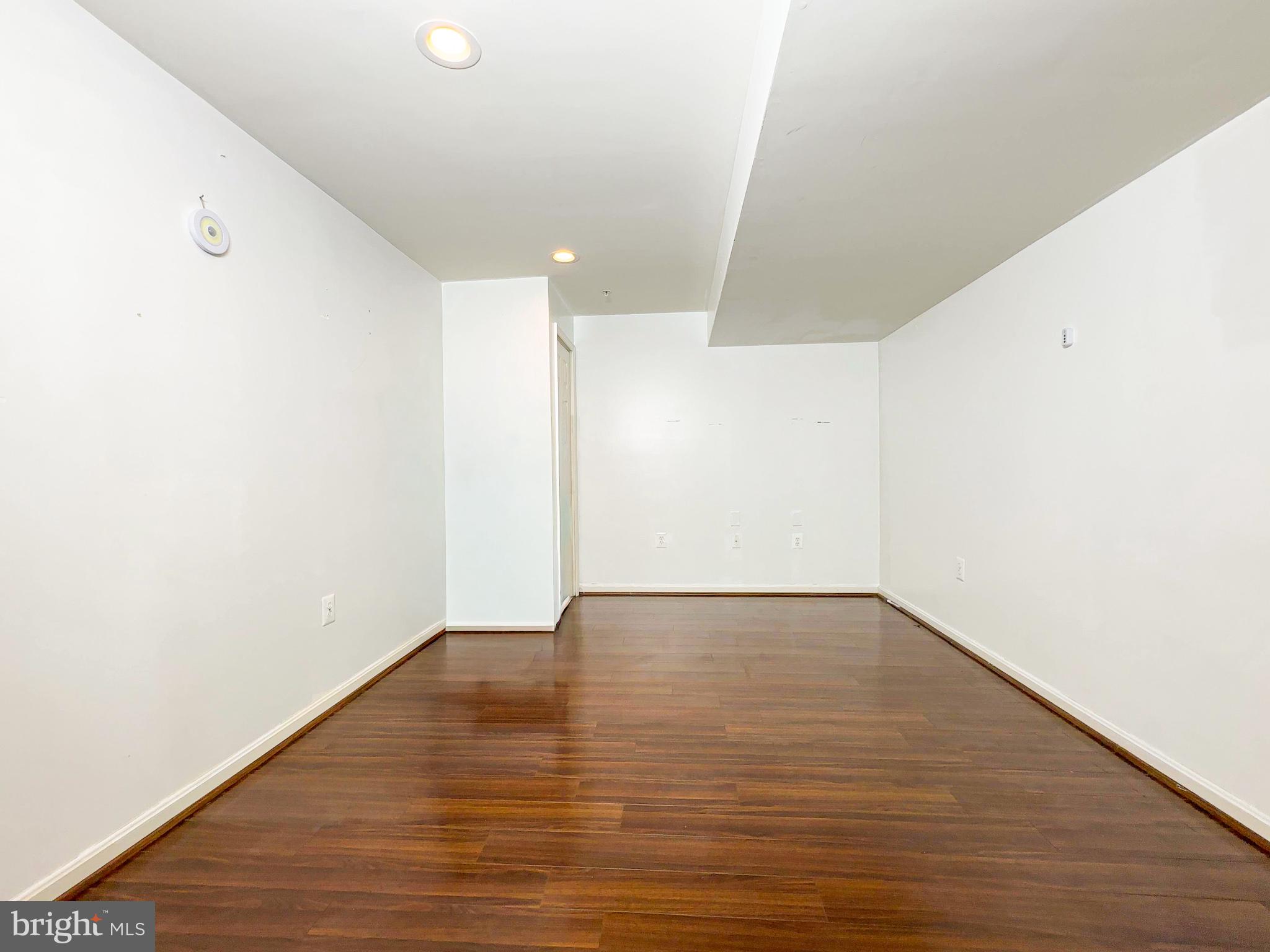 LONGWOOD - Residential