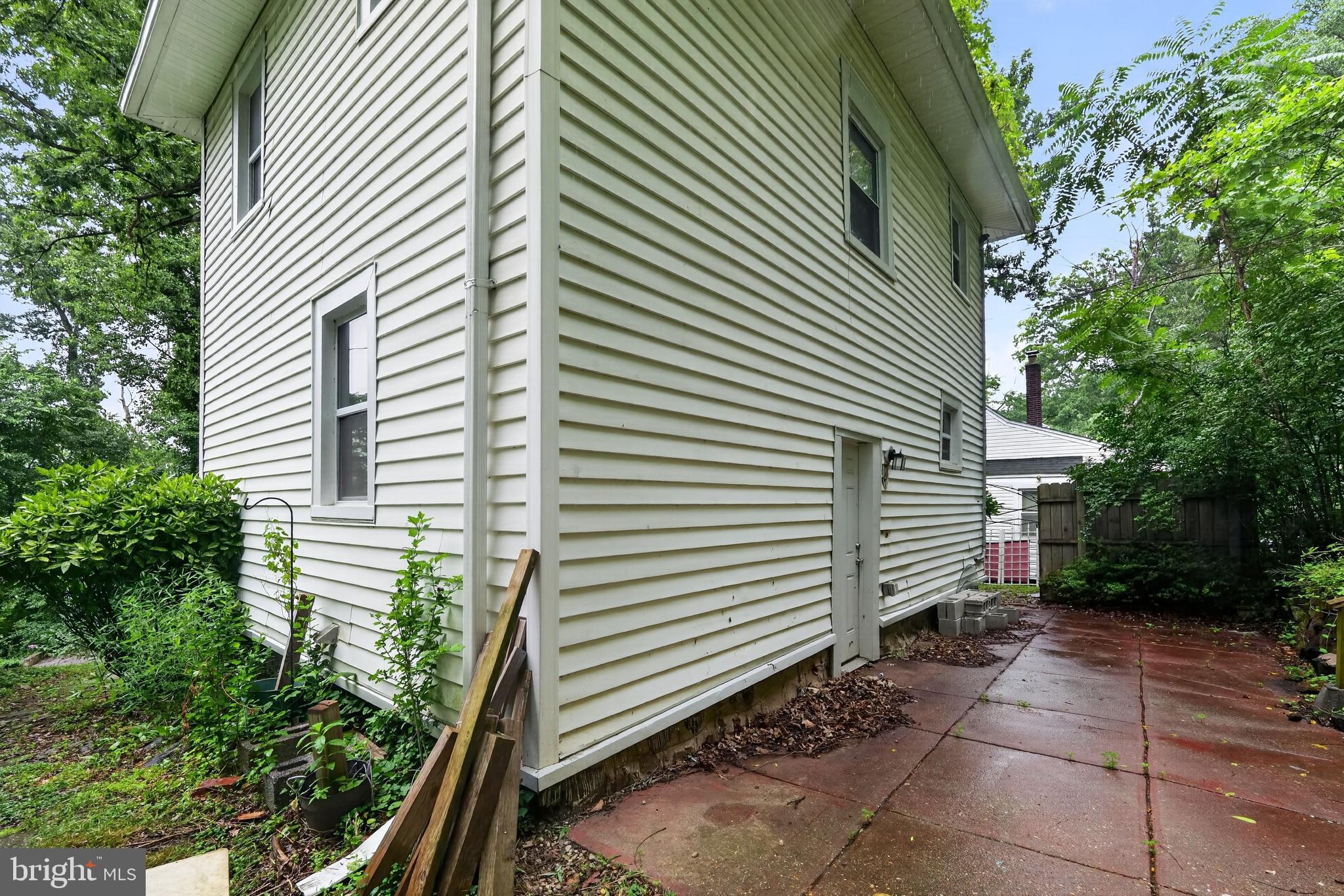 GWYNNLAKE PARK - Residential