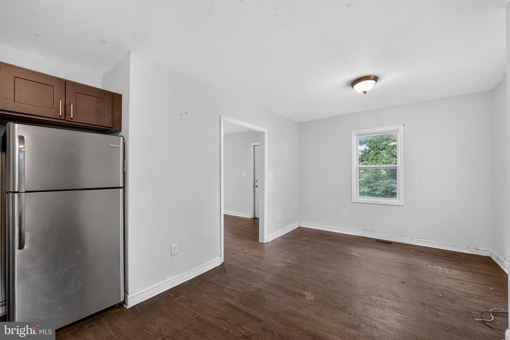 GWYNNLAKE PARK - Residential