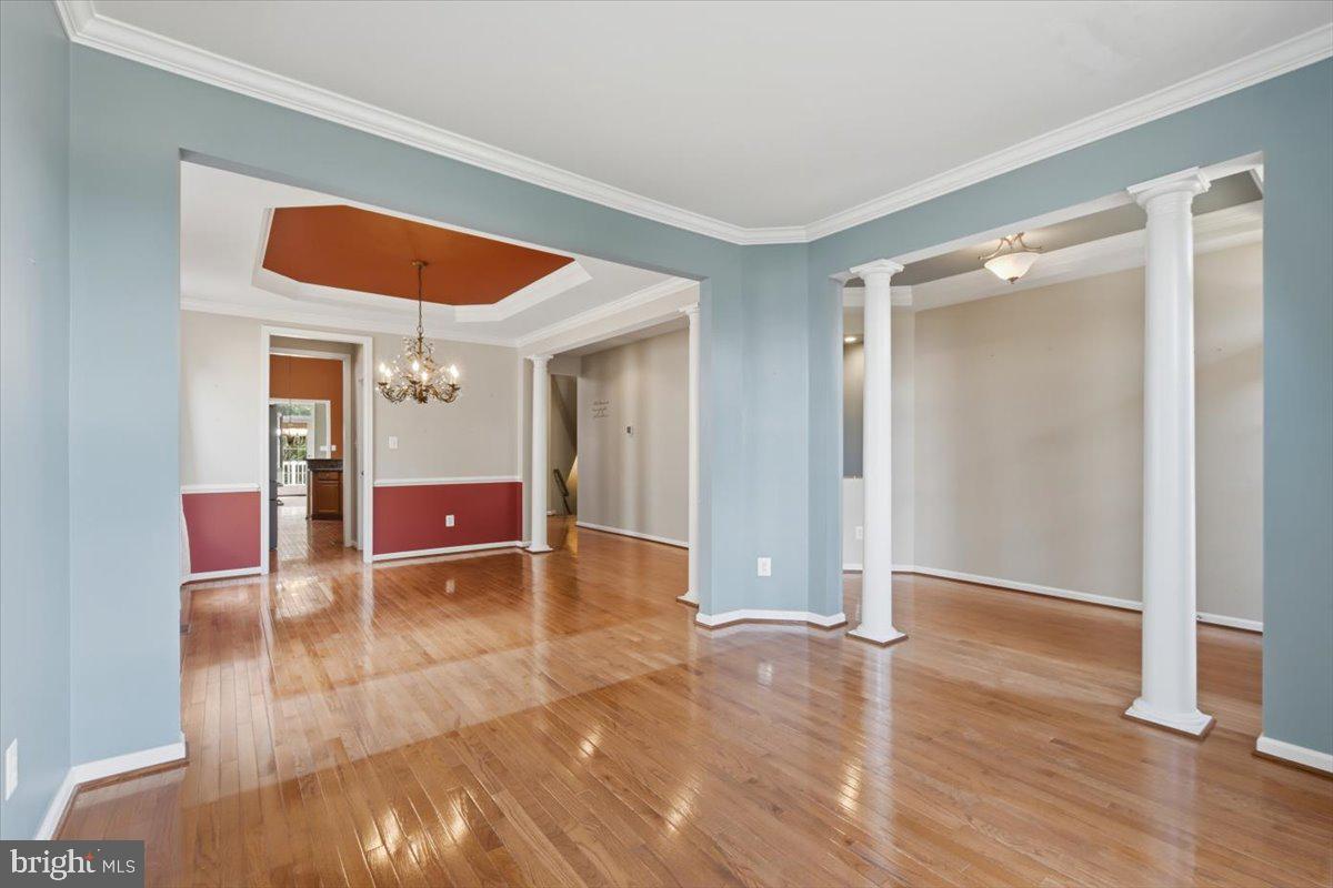 VIRGINIA HERITAGE AT LEE'S PARK - Residential