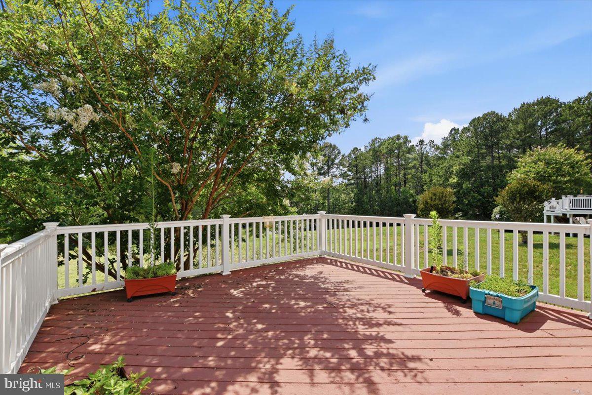 VIRGINIA HERITAGE AT LEE'S PARK - Residential