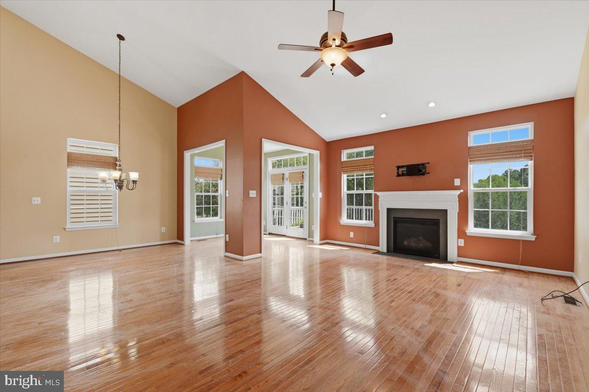 VIRGINIA HERITAGE AT LEE'S PARK - Residential