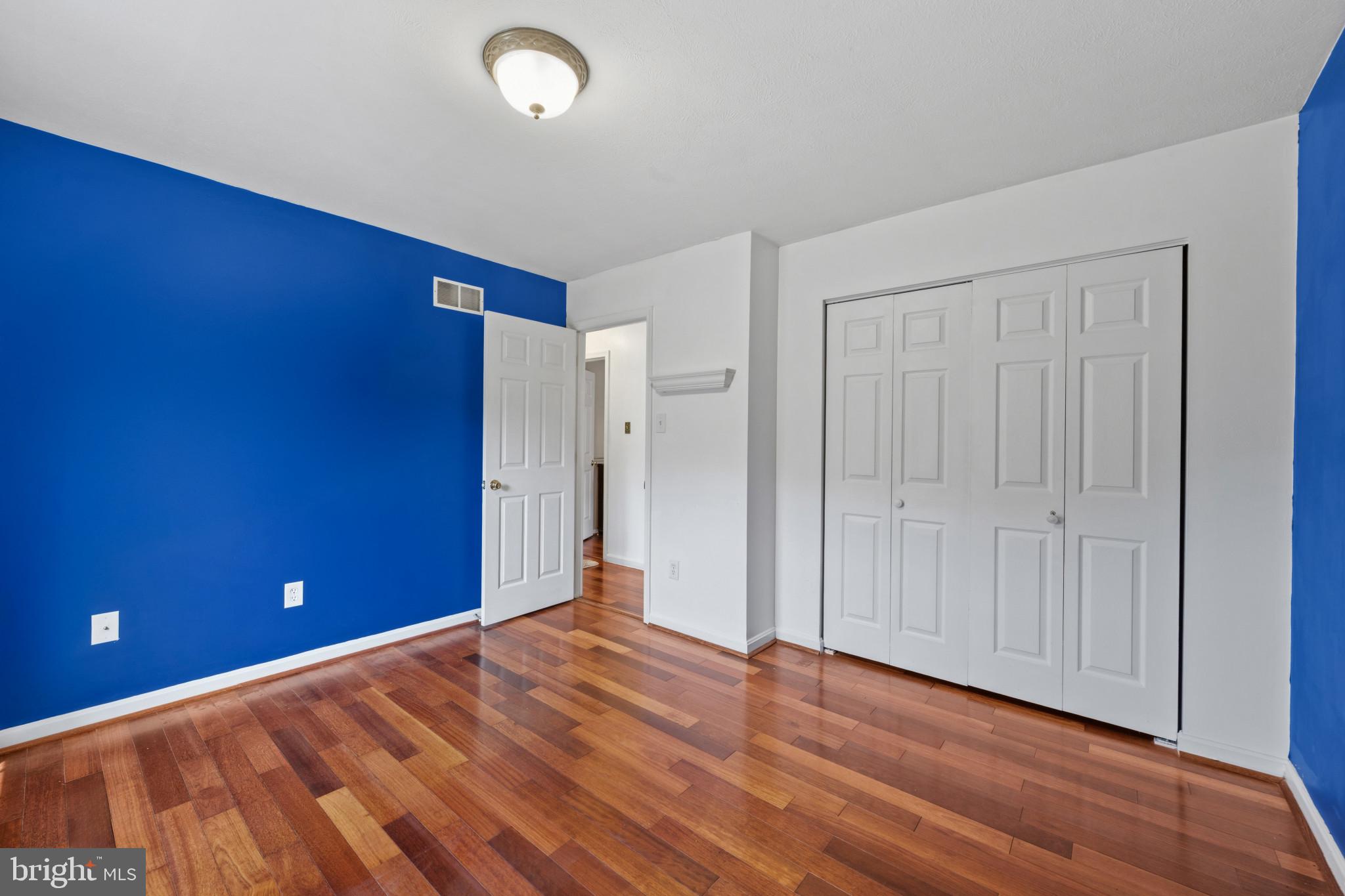 ROBERTS FIELD - Residential