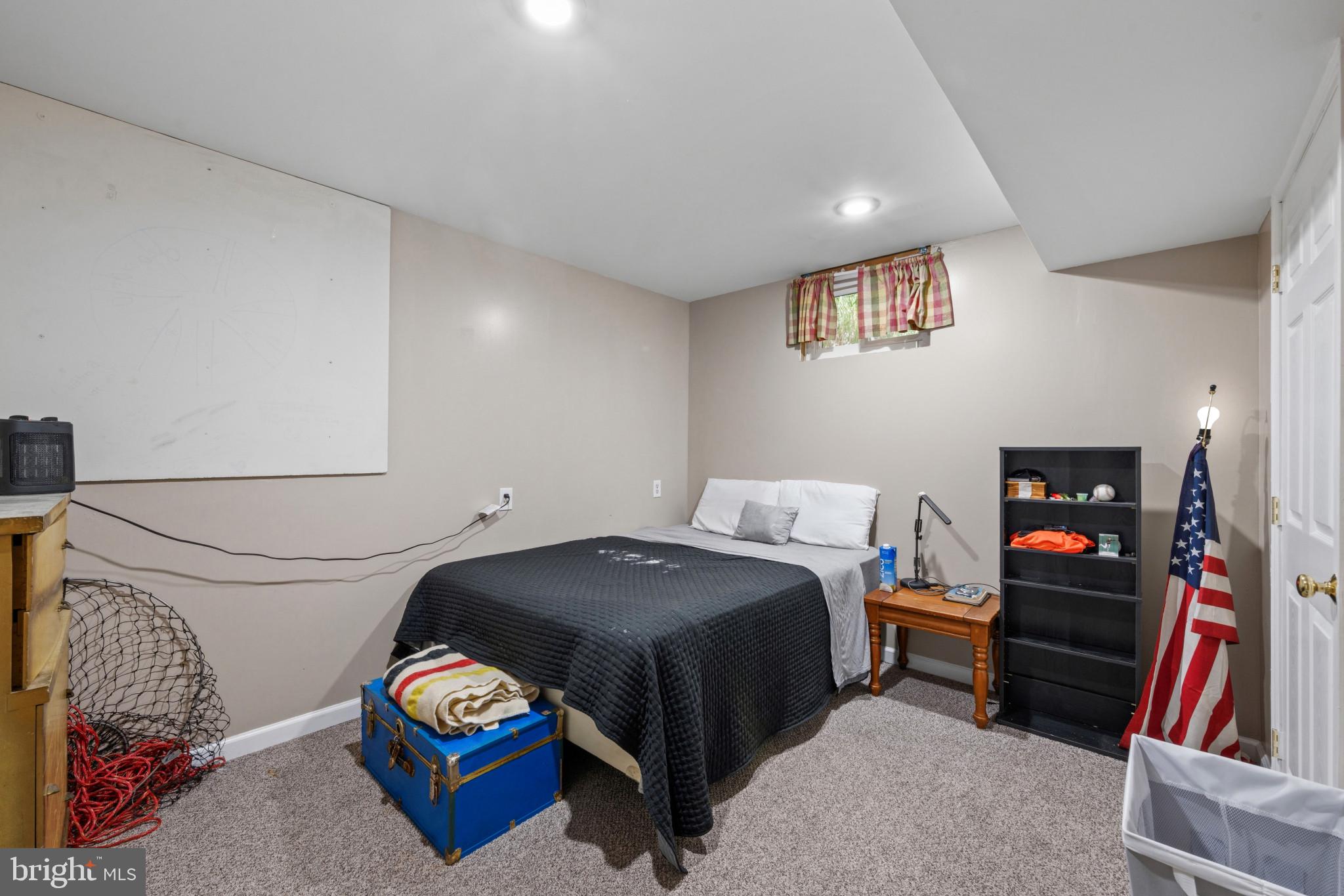 ROBERTS FIELD - Residential