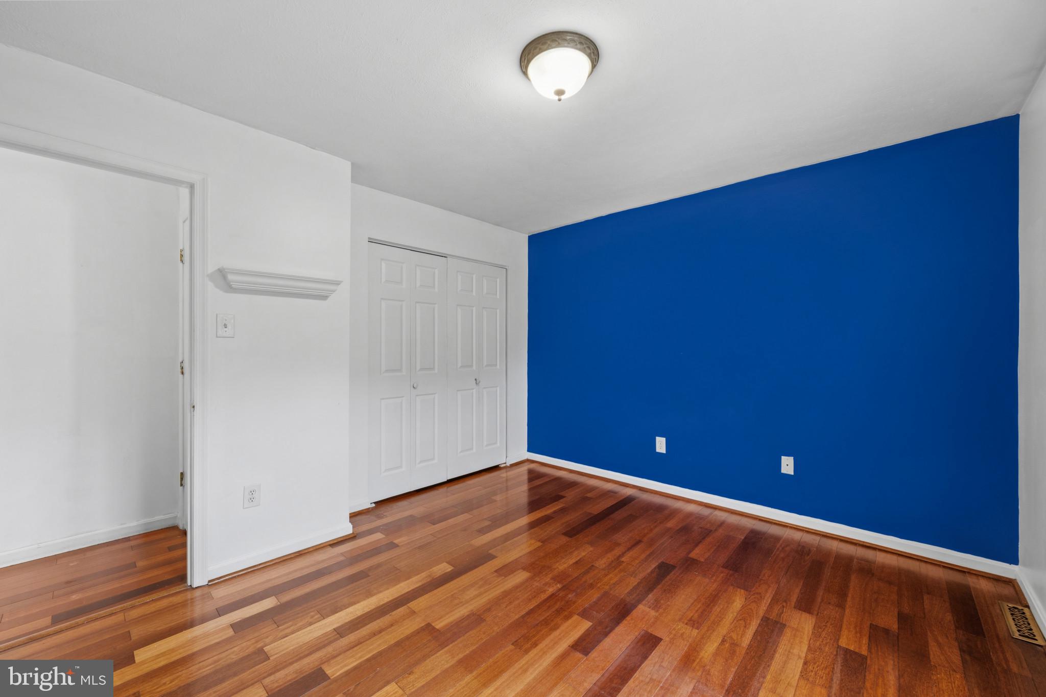ROBERTS FIELD - Residential
