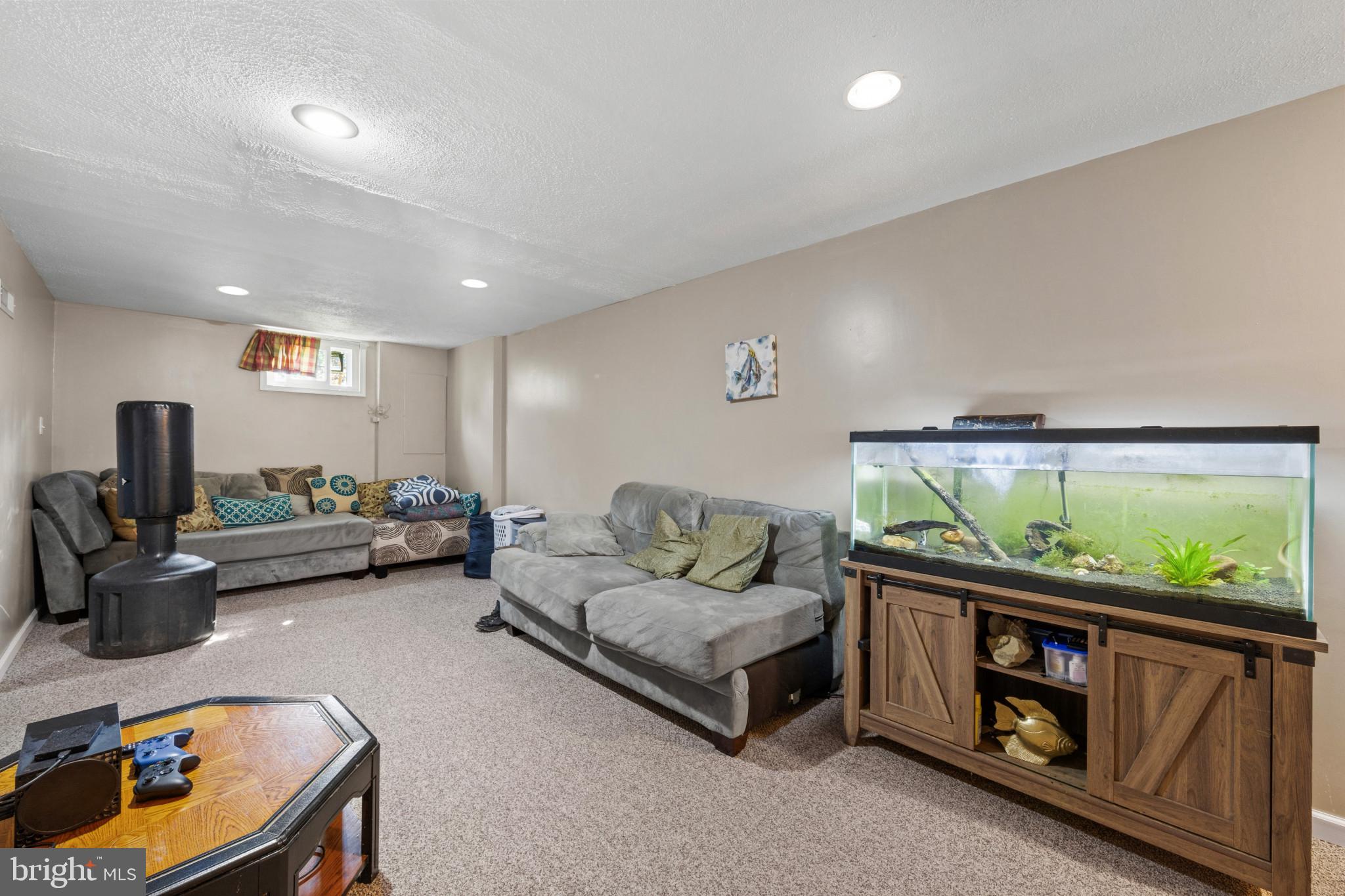 ROBERTS FIELD - Residential